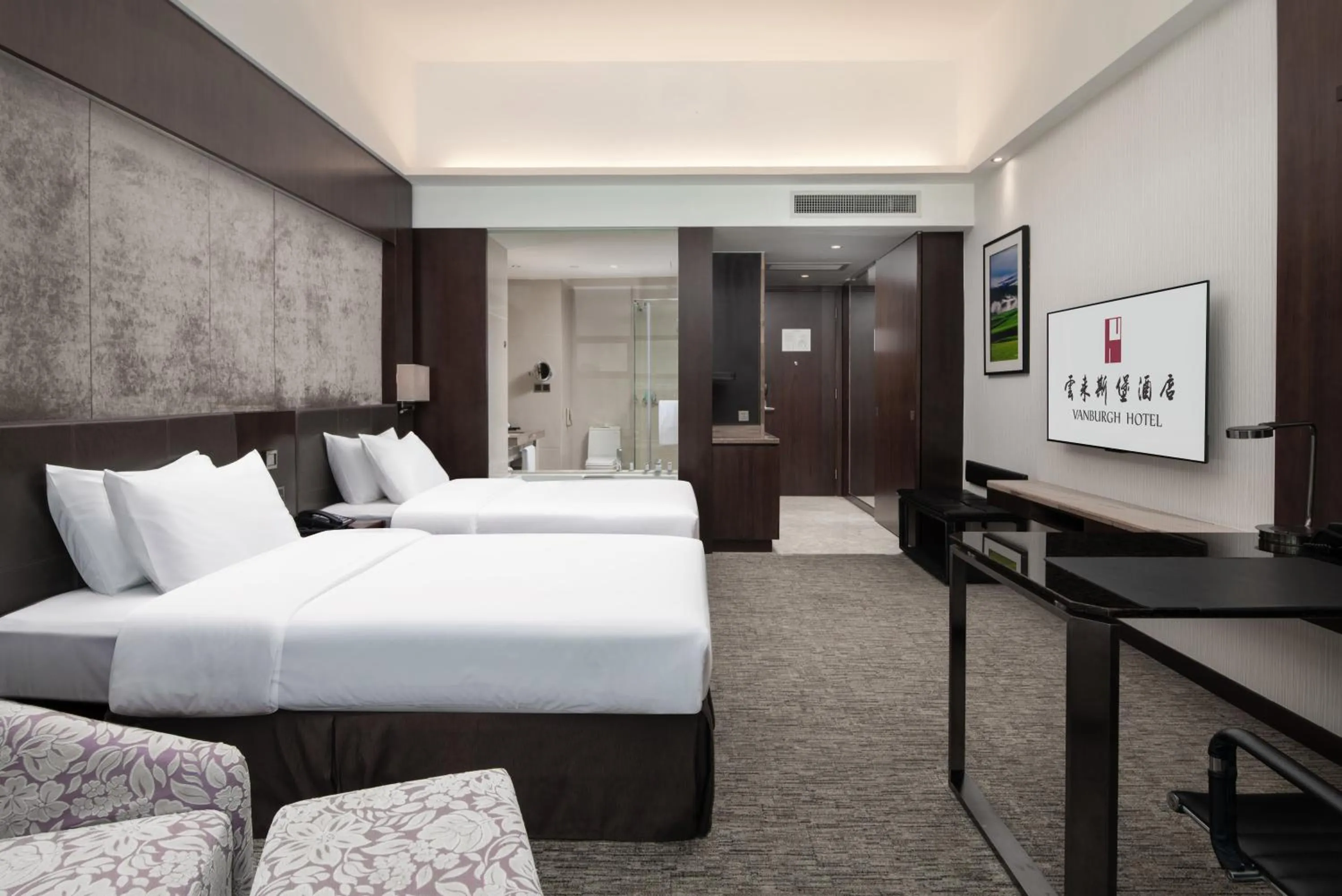 Bed in Vanburgh Hotel - Free shuttle bus transfer during Canton Fair