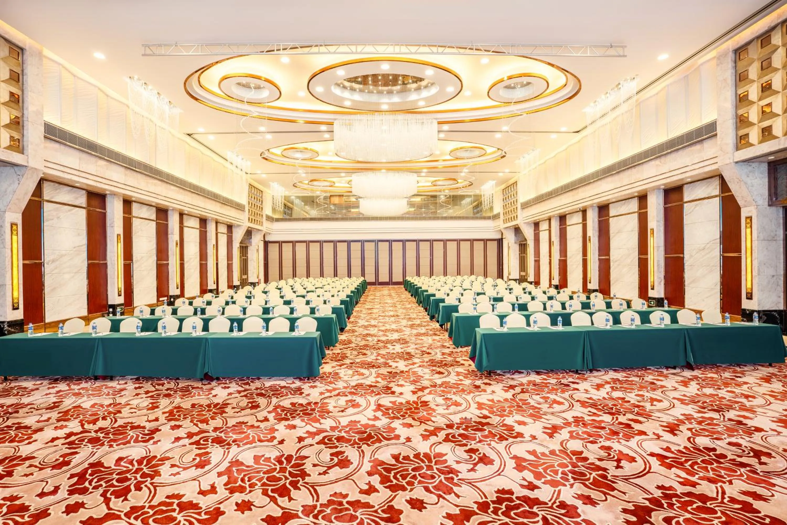 Meeting/conference room in Pearl River International Hotel（International Textile City）