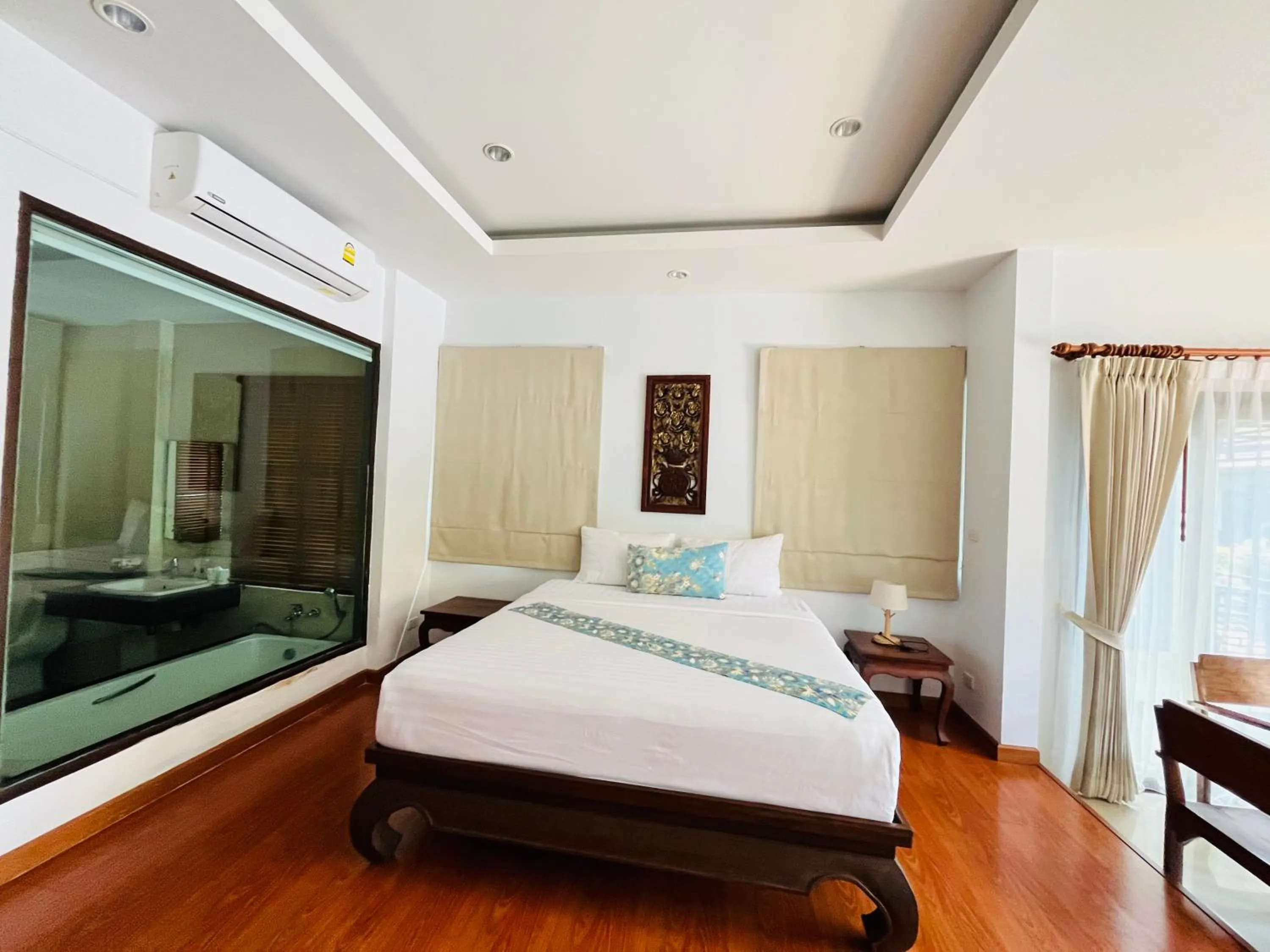 Property building, Bed in Poolsawat Villa - SHA Plus
