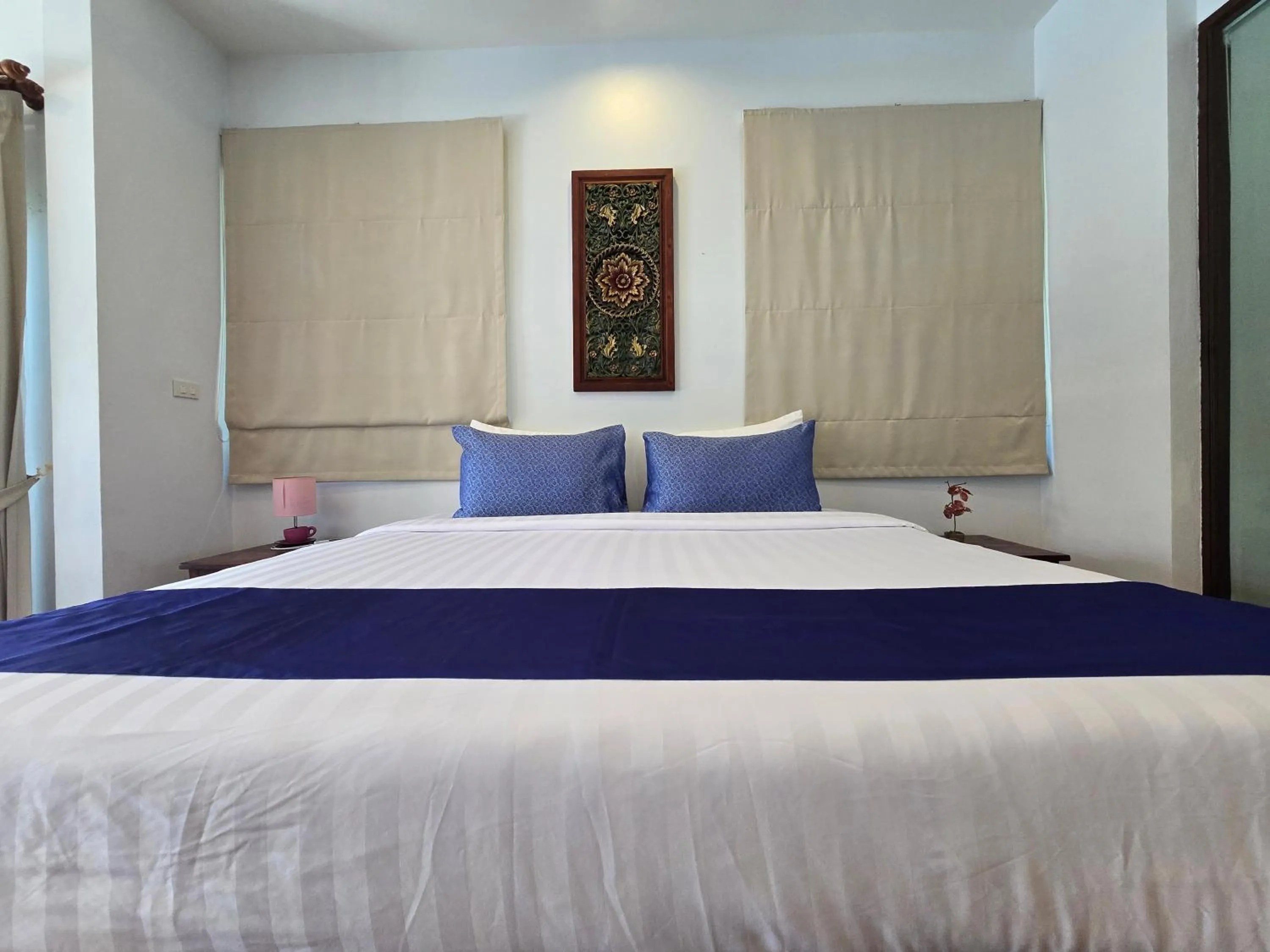 Bed in Poolsawat Villa - SHA Plus