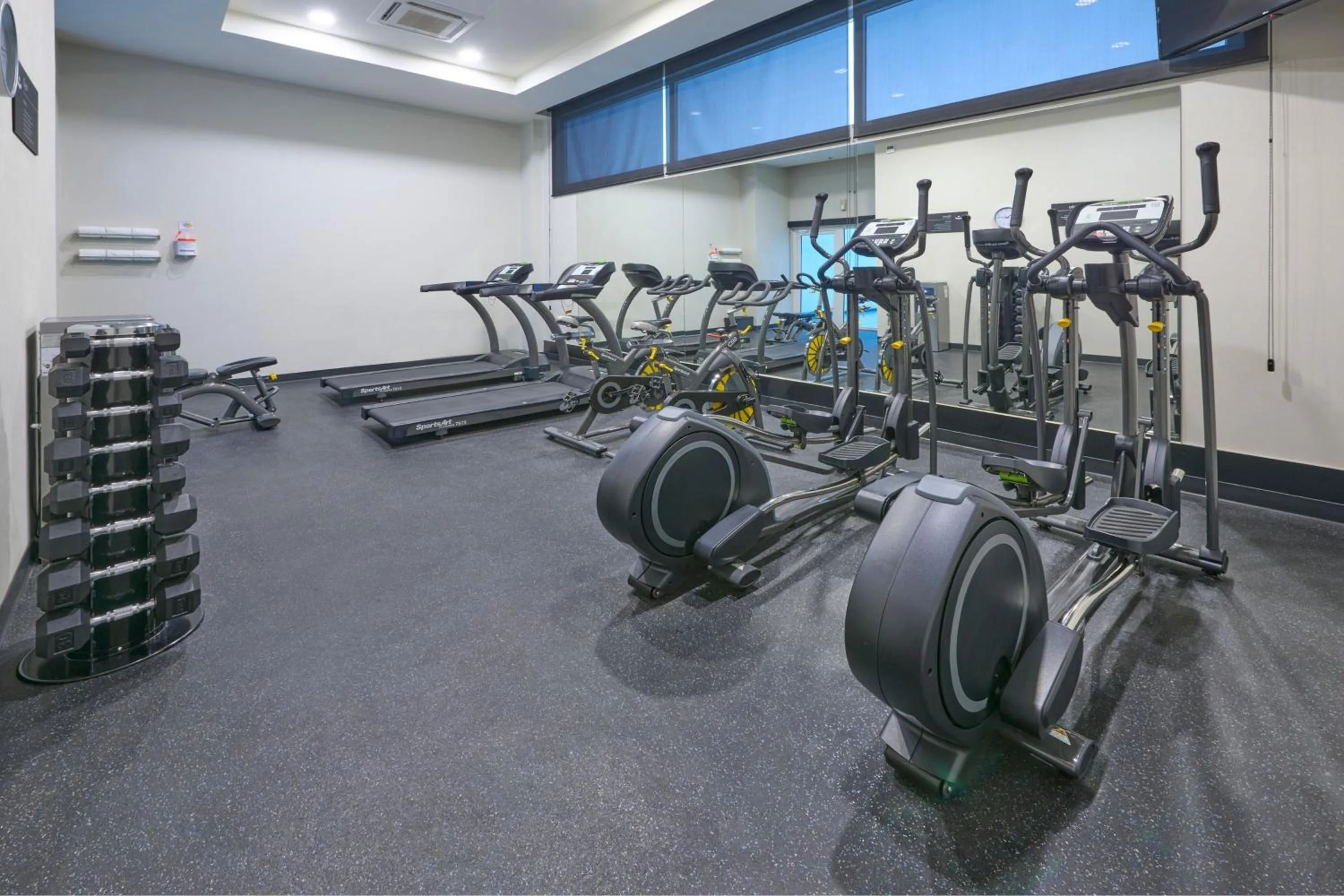 Fitness centre/facilities in City Express by Marriott Ciudad de México La Villa