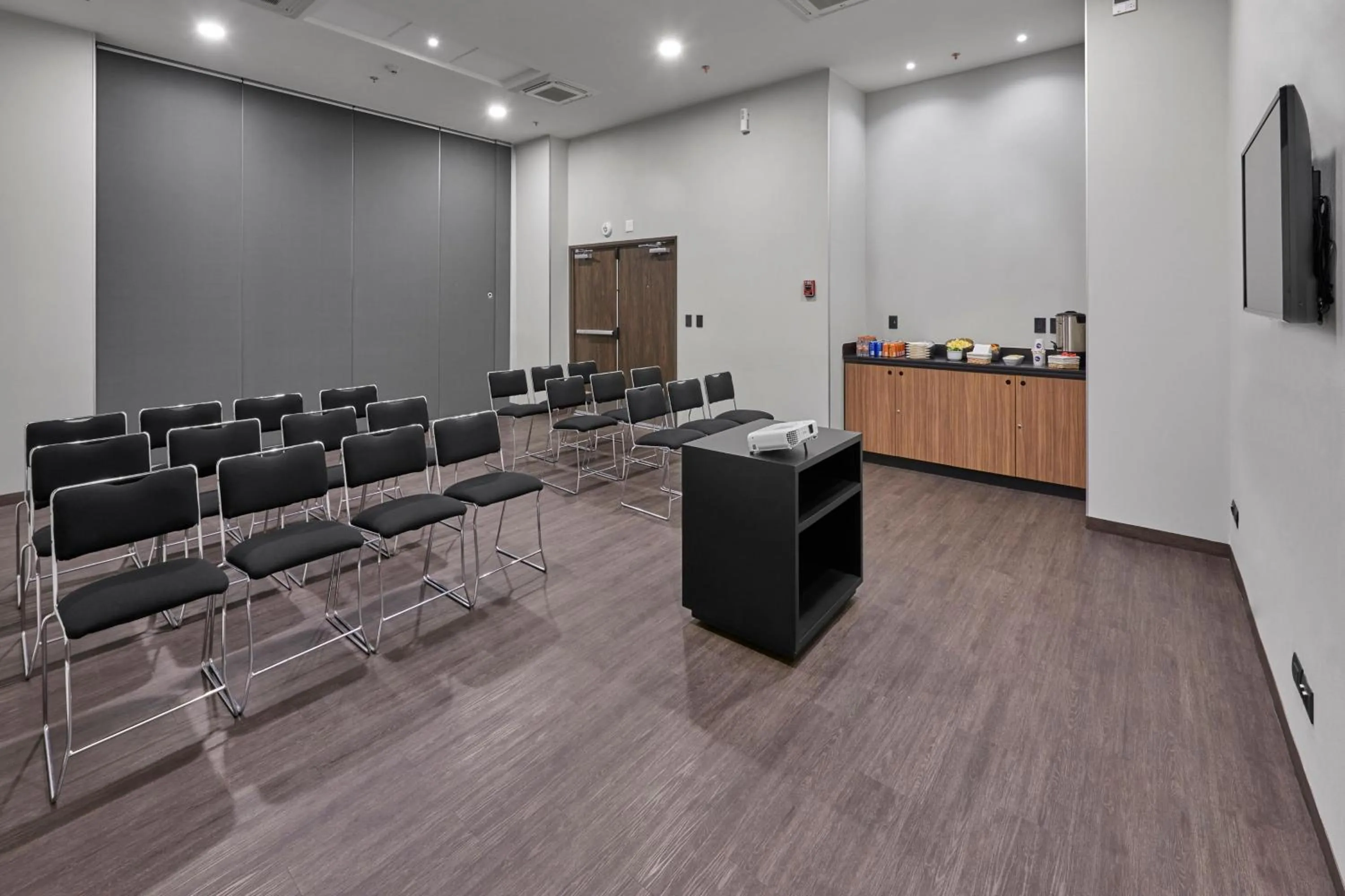 Meeting/conference room in City Express by Marriott Ciudad de México La Villa