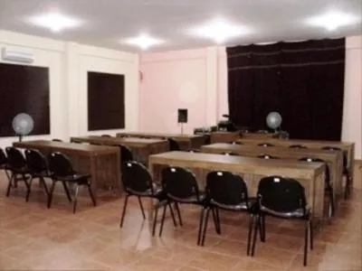 Centro Bajo Hotel & Resto