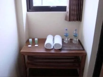 Centro Bajo Hotel & Resto