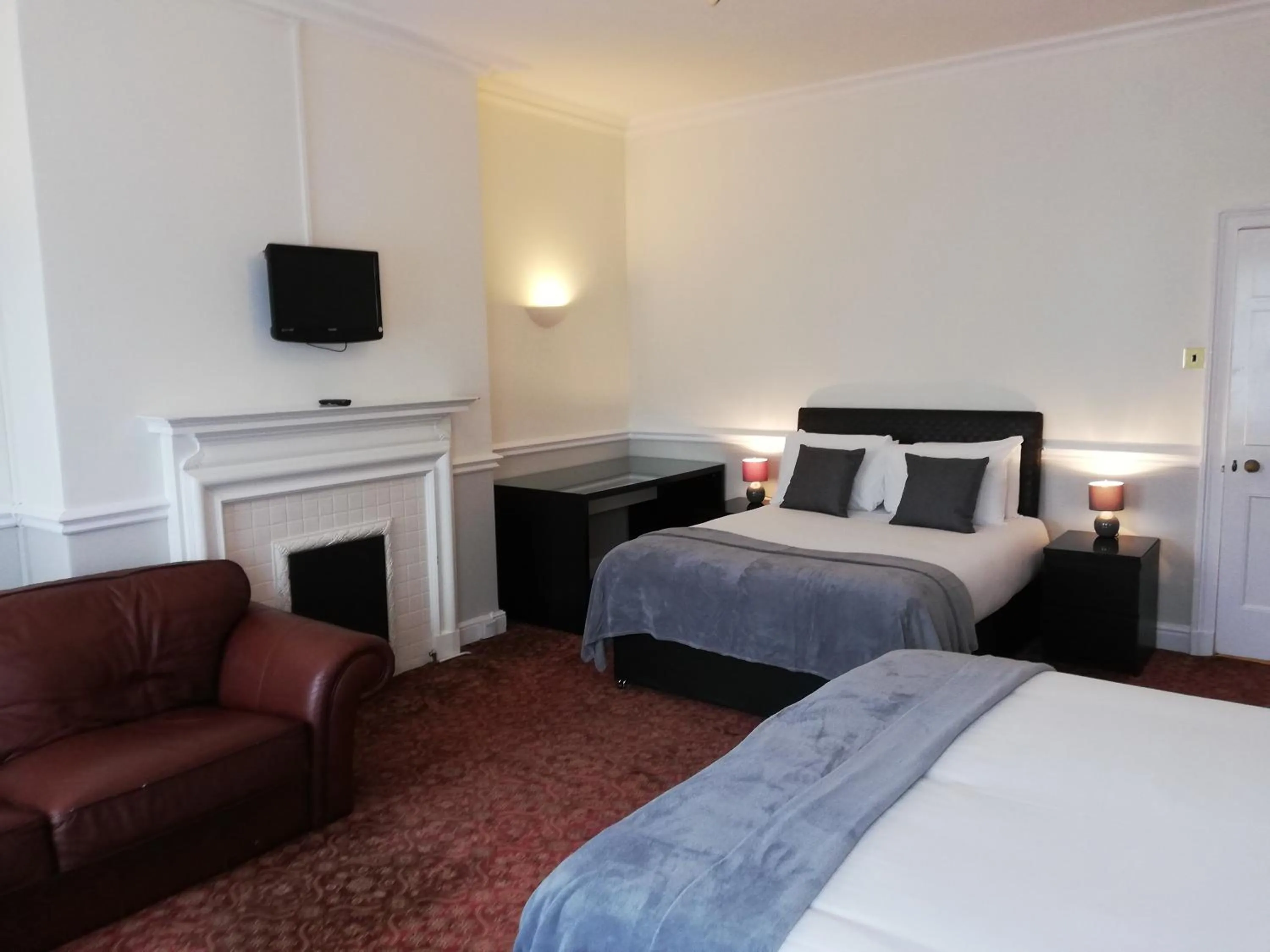 Bed in City Studios - Rodney Street