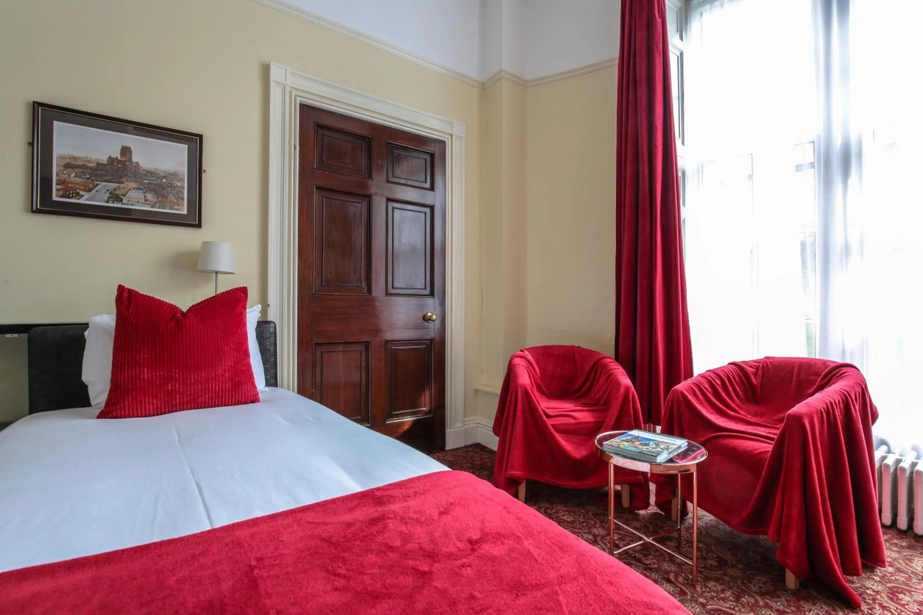 Bed in City Studios - Rodney Street