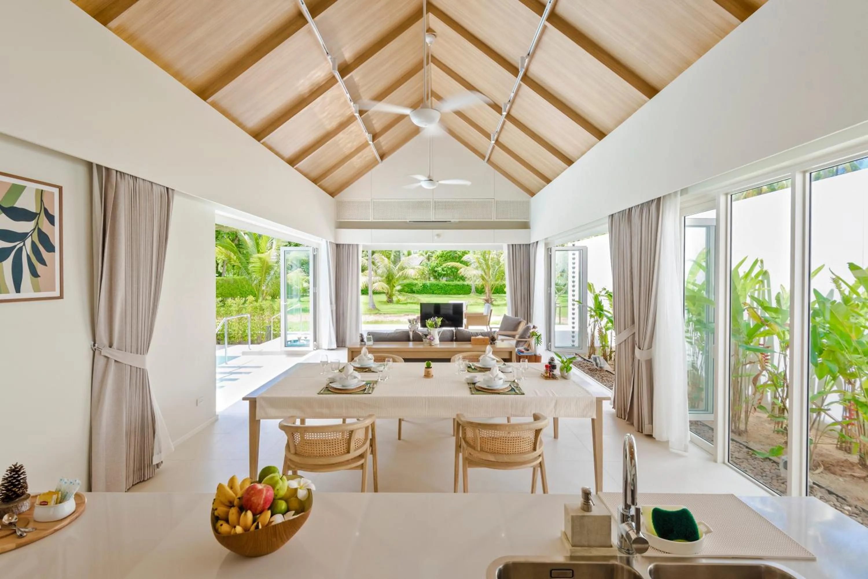 Dining area in Twin Lotus Resort and Spa - SHA Plus - Adult Only "November - April"