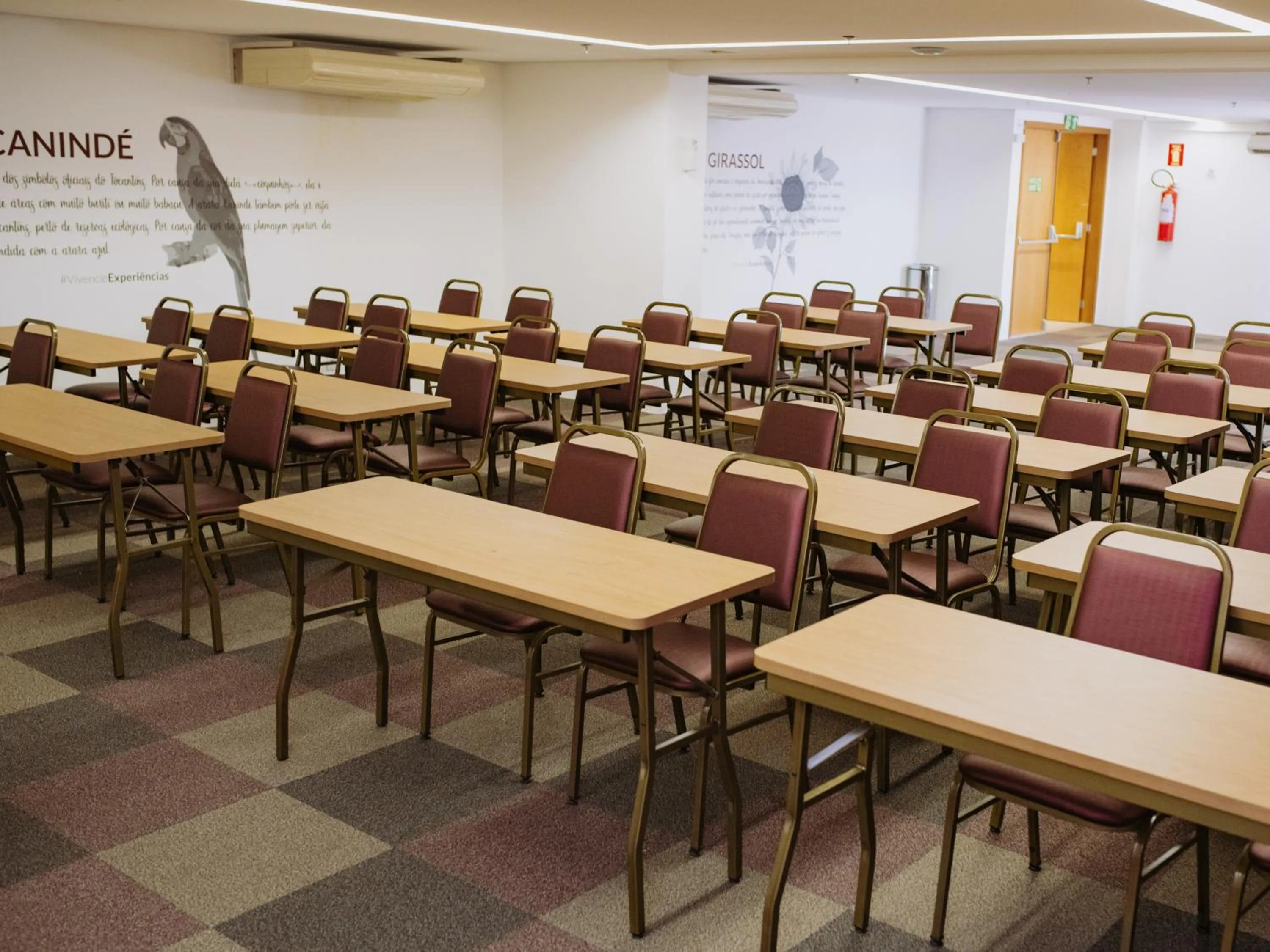 Meeting/conference room in Vivence Suítes Hotel Palmas