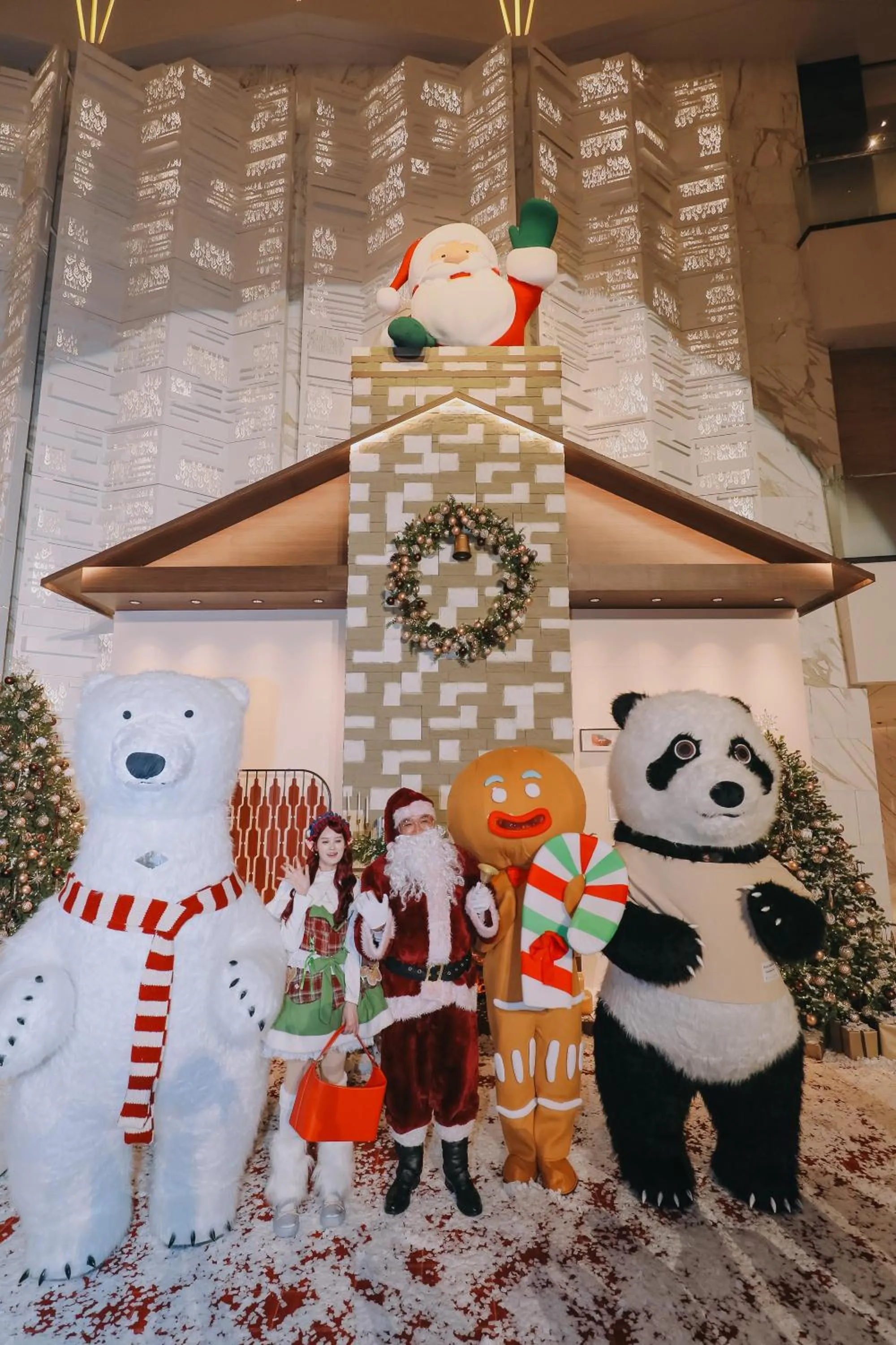 Lobby or reception in Four Seasons Hotel Guangzhou
