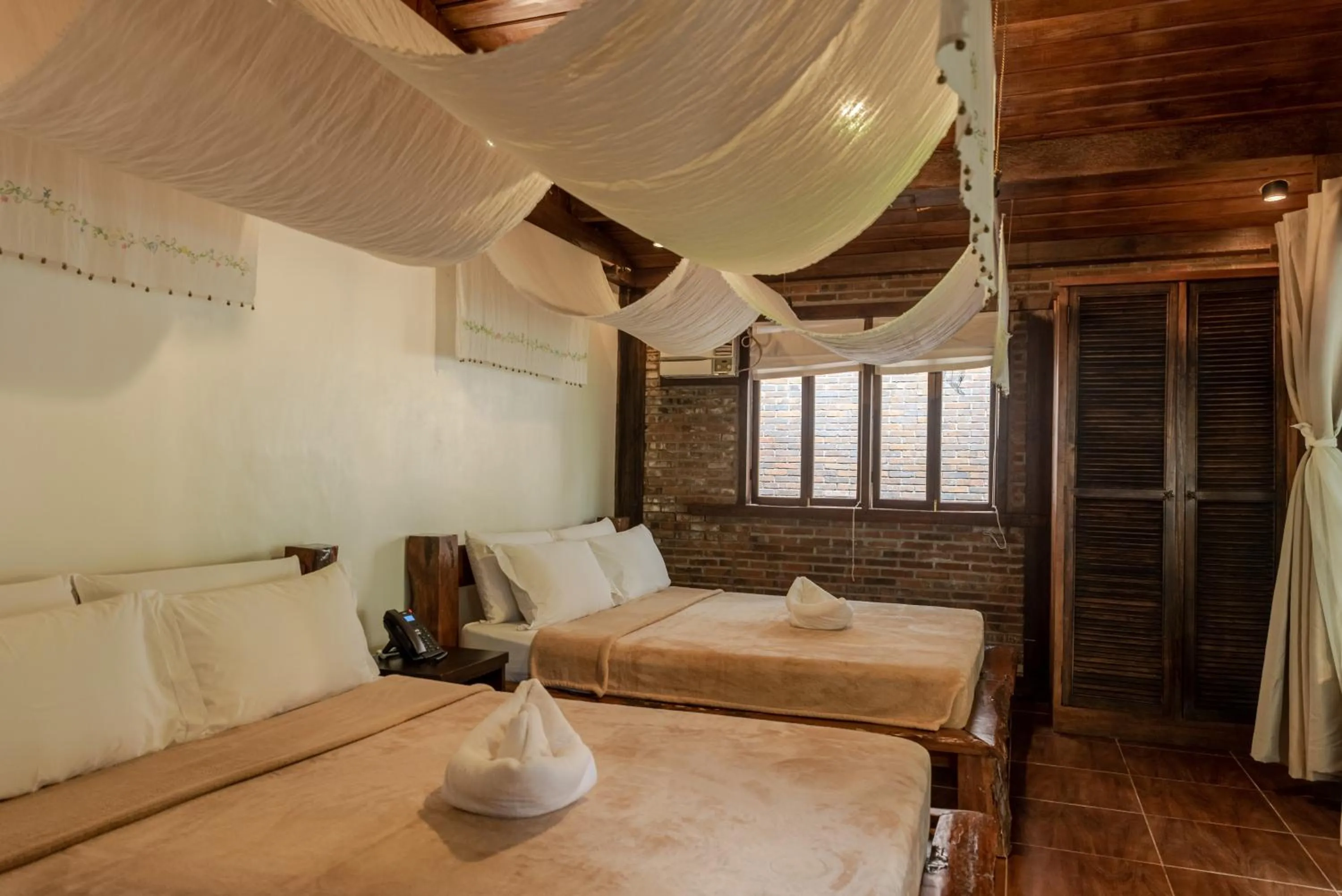 Property building, Bed in Chema's by the Sea