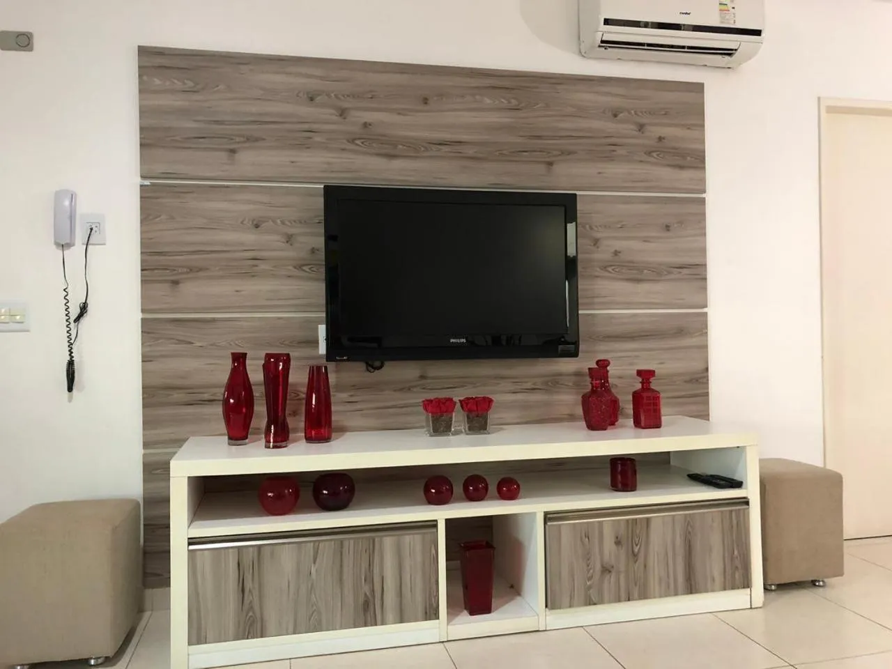 Communal lounge/ TV room in HOTEL CANARIUS DE GRAVATA - Flat