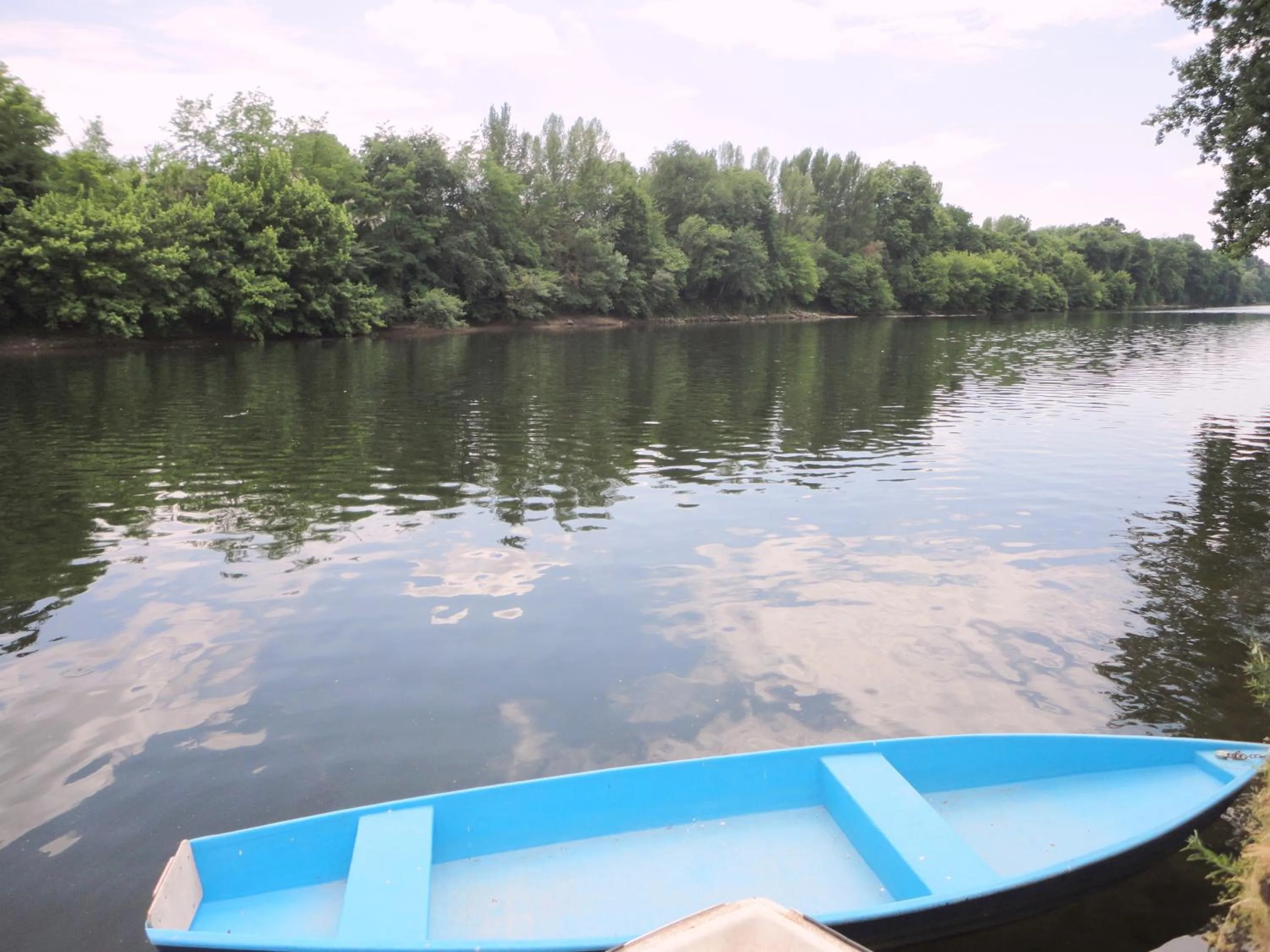 River view in La Rebière d'Or, B&B et Gîte