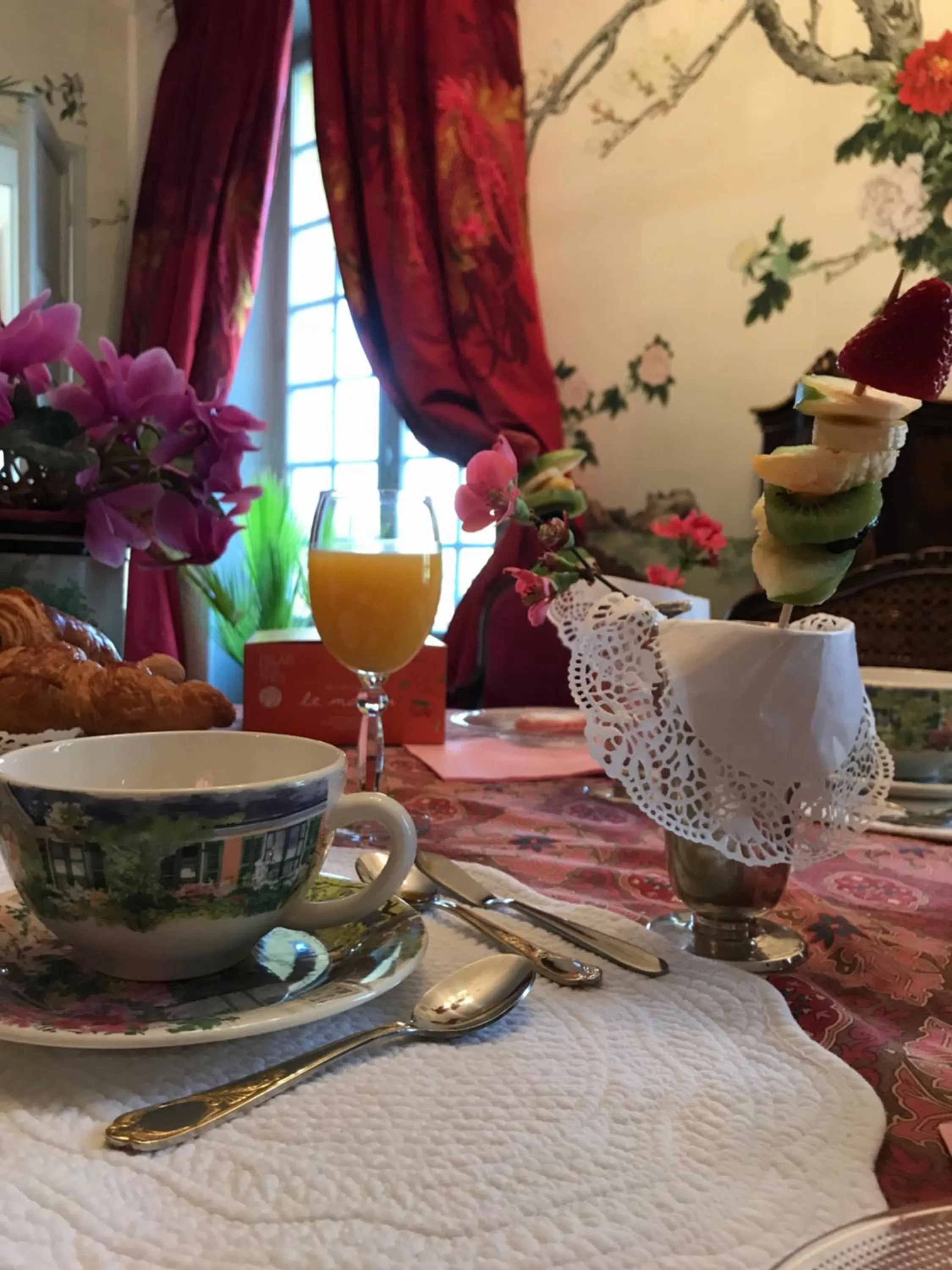 Breakfast in La Rebière d'Or, B&B et Gîte