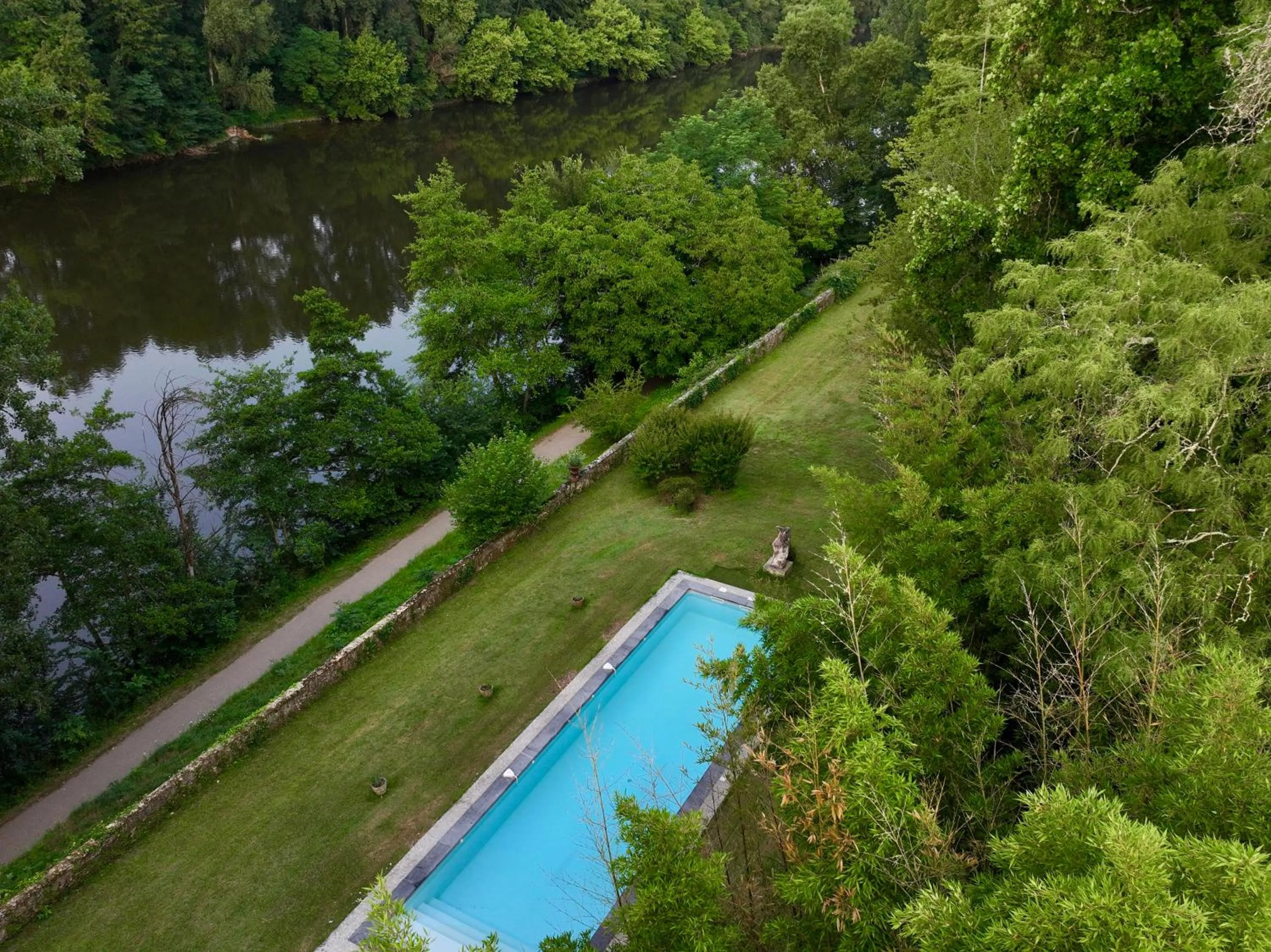 Natural landscape in La Rebière d'Or, B&B et Gîte