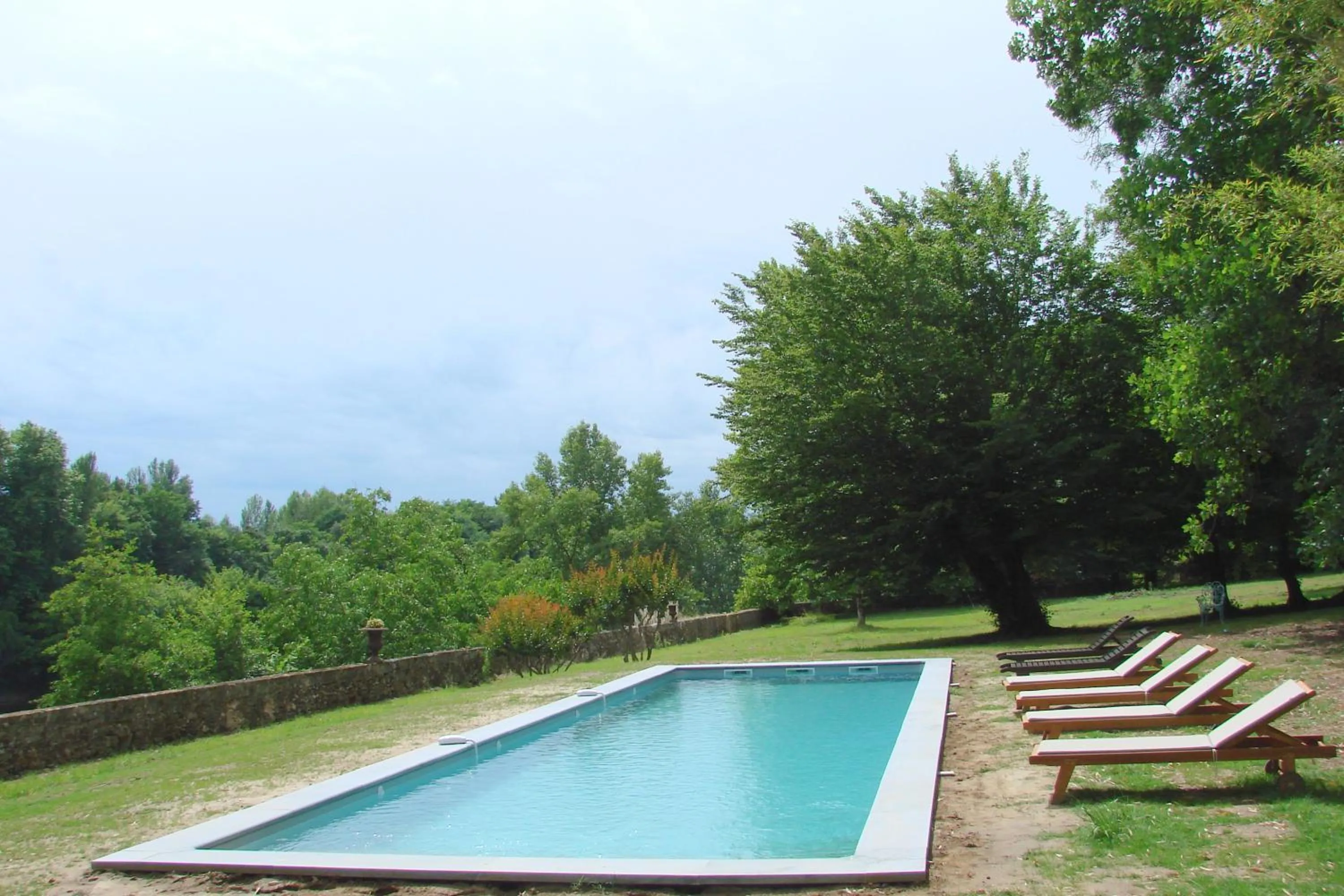 Swimming pool in La Rebière d'Or, B&B et Gîte