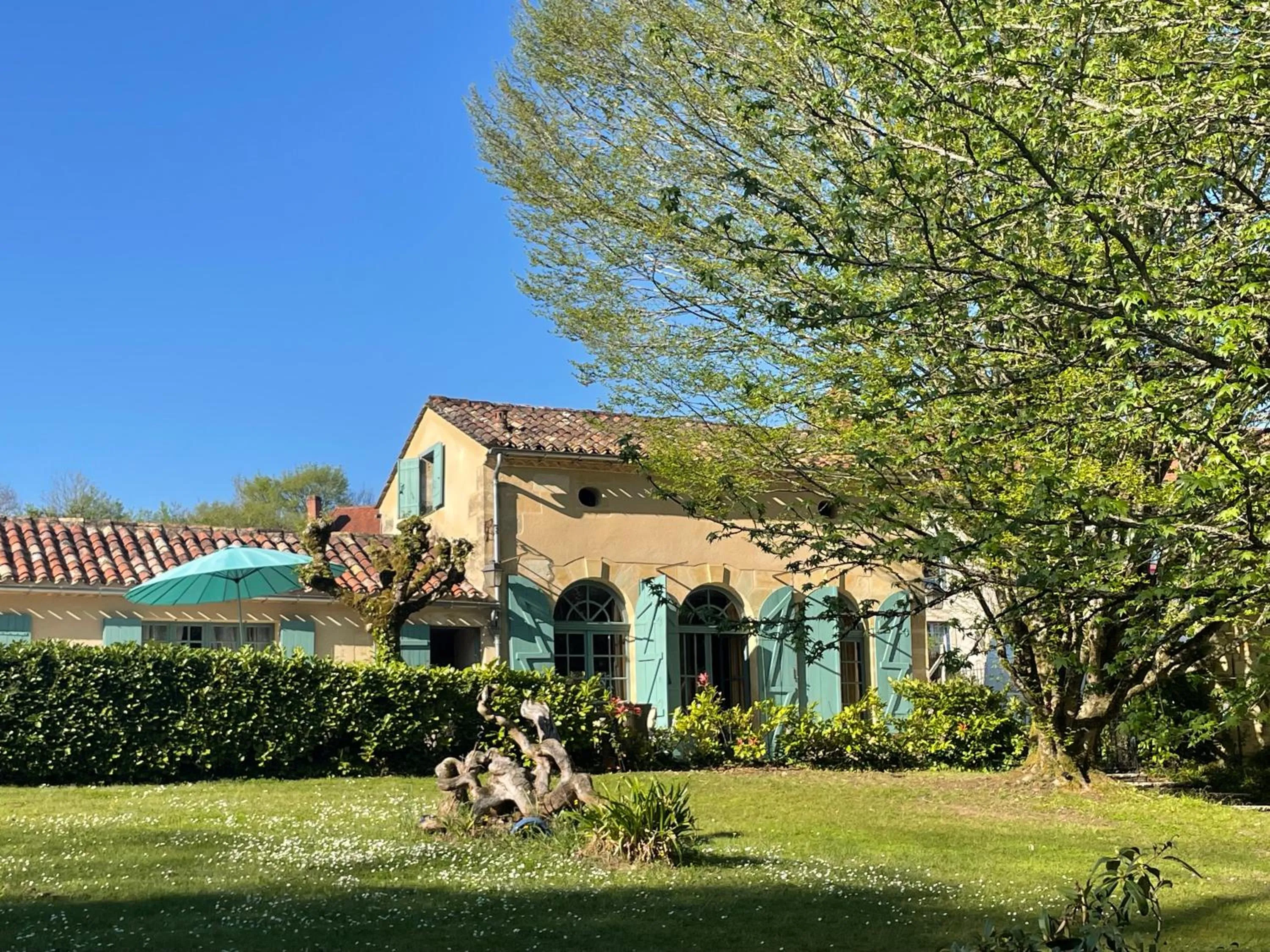 Property building in La Rebière d'Or, B&B et Gîte
