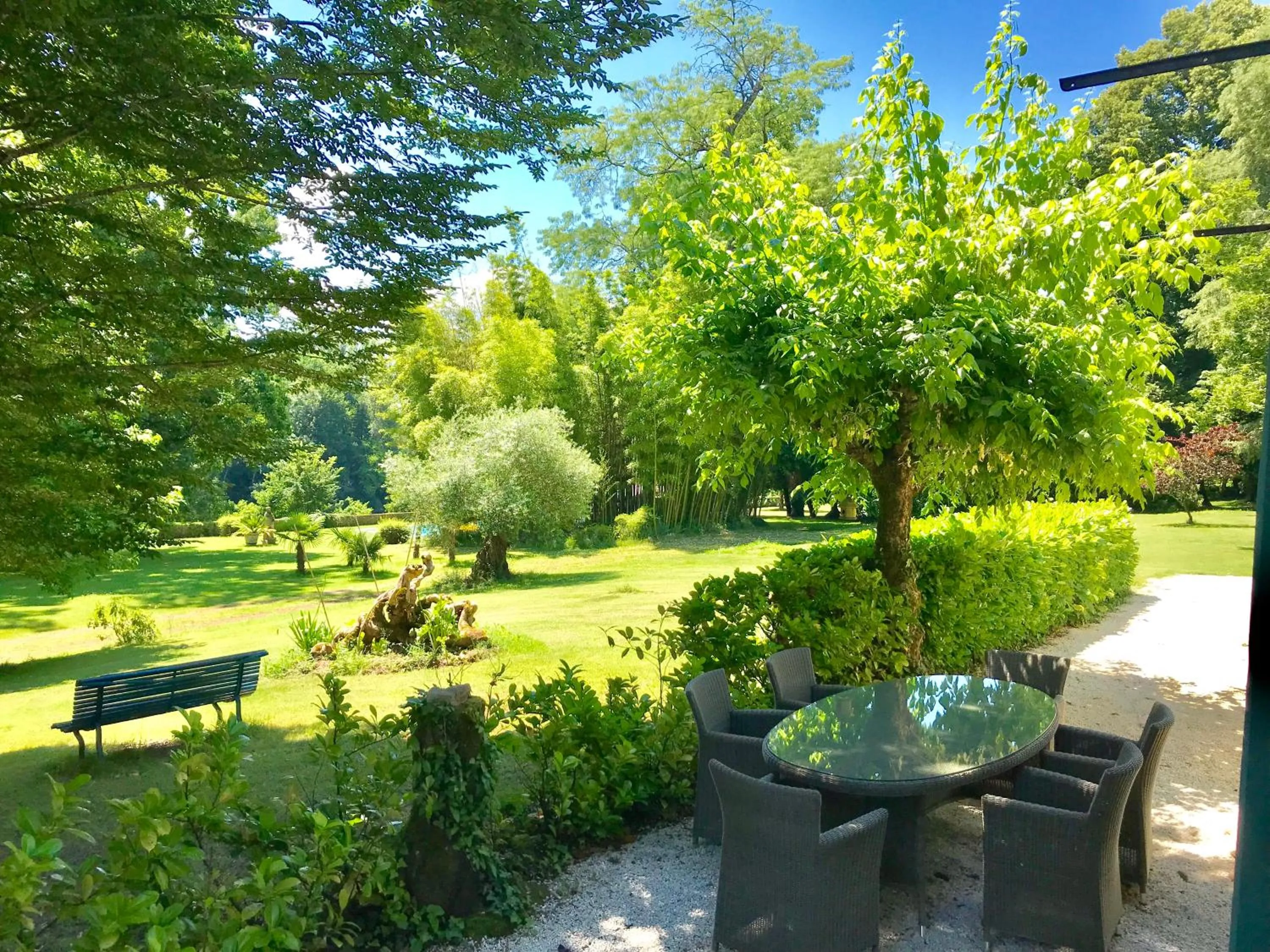 Spring in La Rebière d'Or, B&B et Gîte