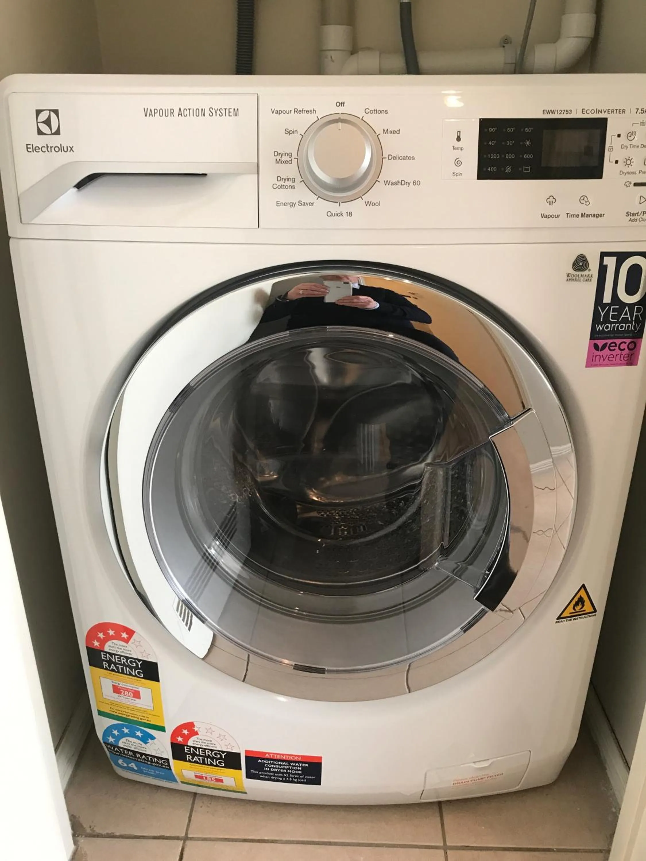 Kitchen or kitchenette in Parkside Hotel & Apartments