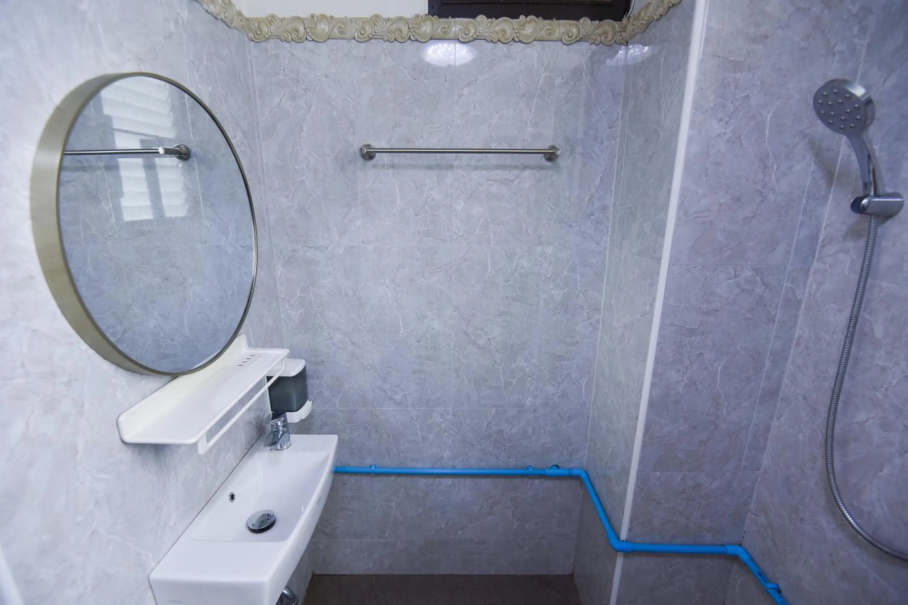 Shower in P.U. Inn Resort