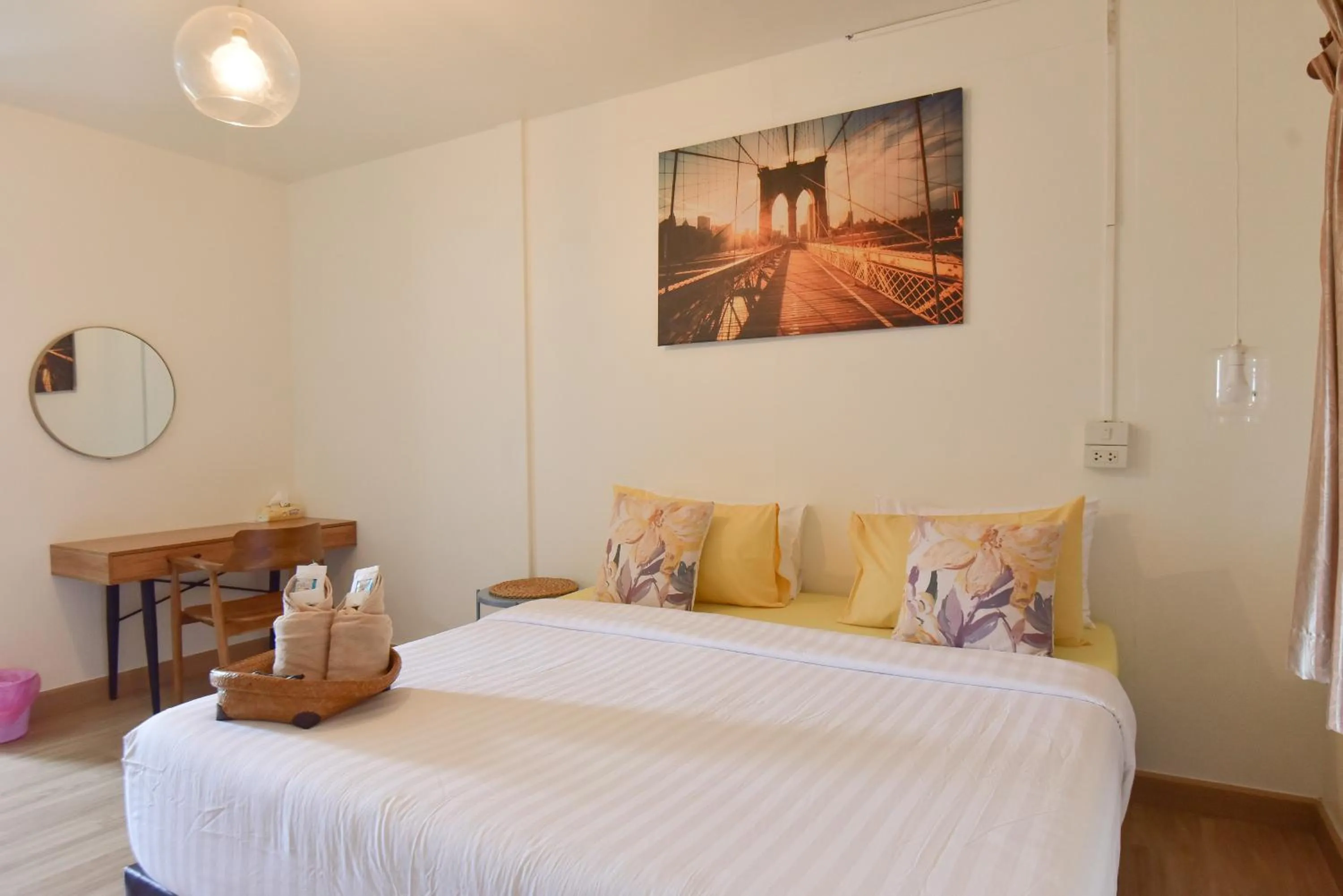 Photo of the whole room, Bed in P.U. Inn Resort