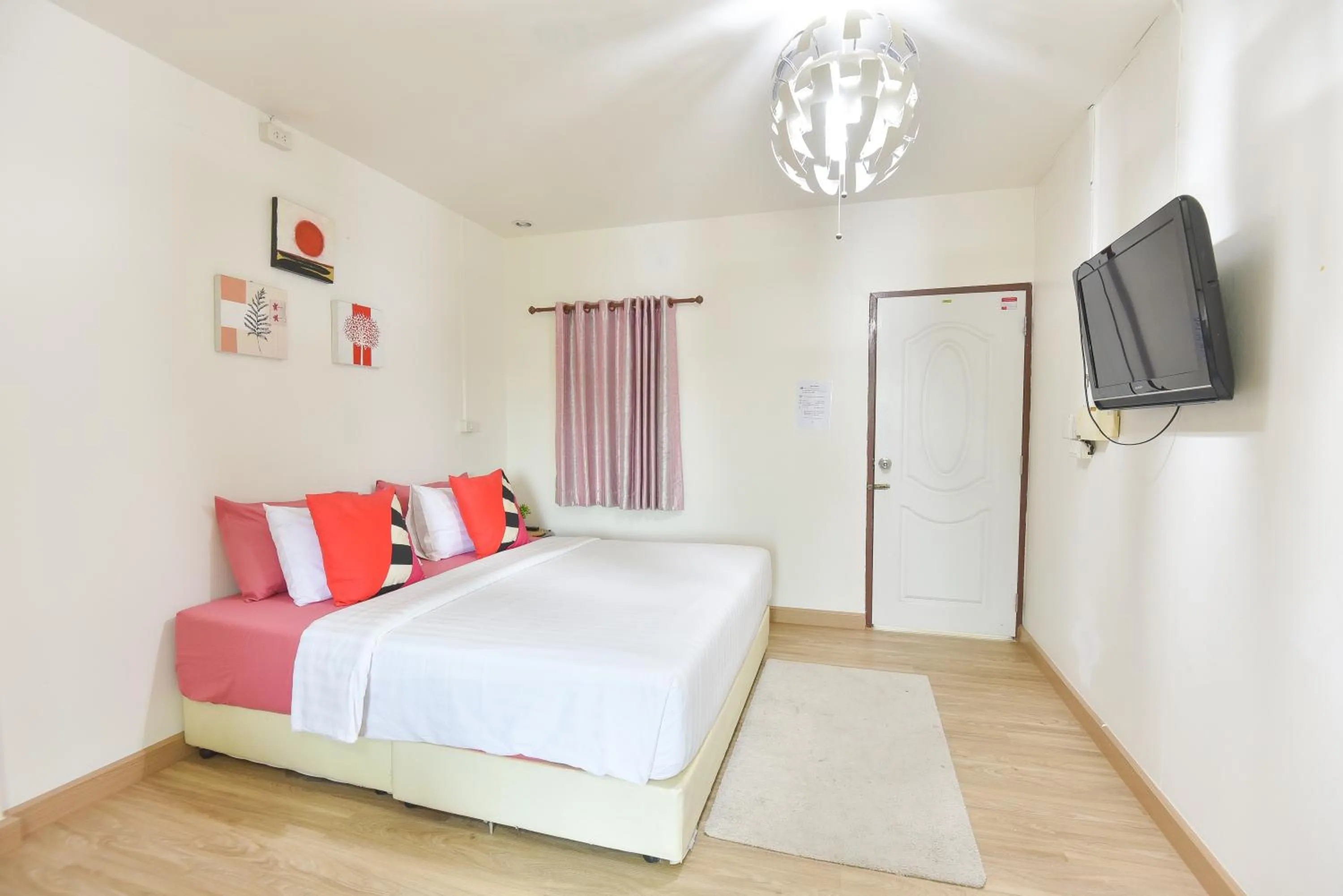 Bedroom, Bed in P.U. Inn Resort