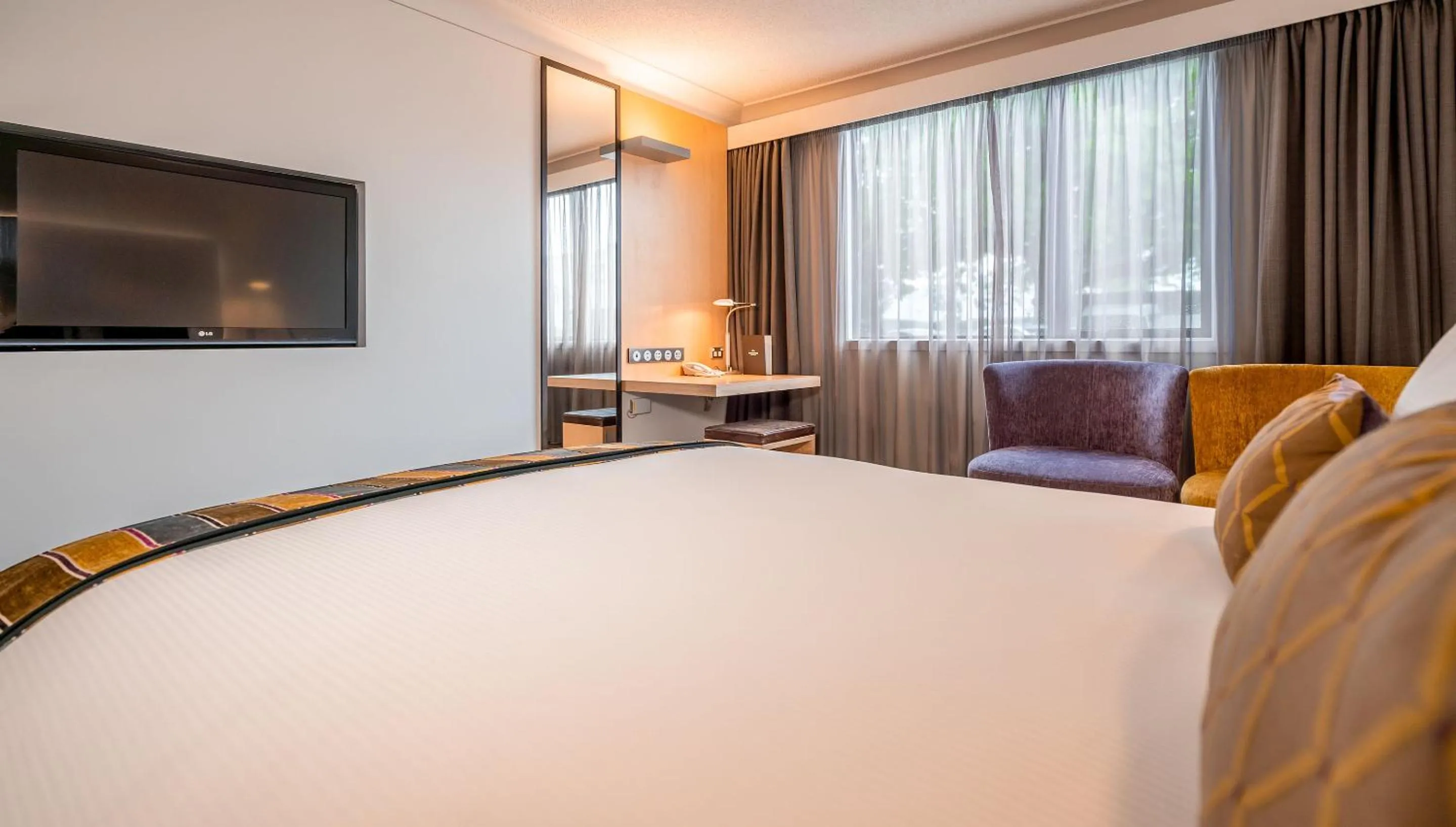 Bed in Scenic Hotel Marlborough