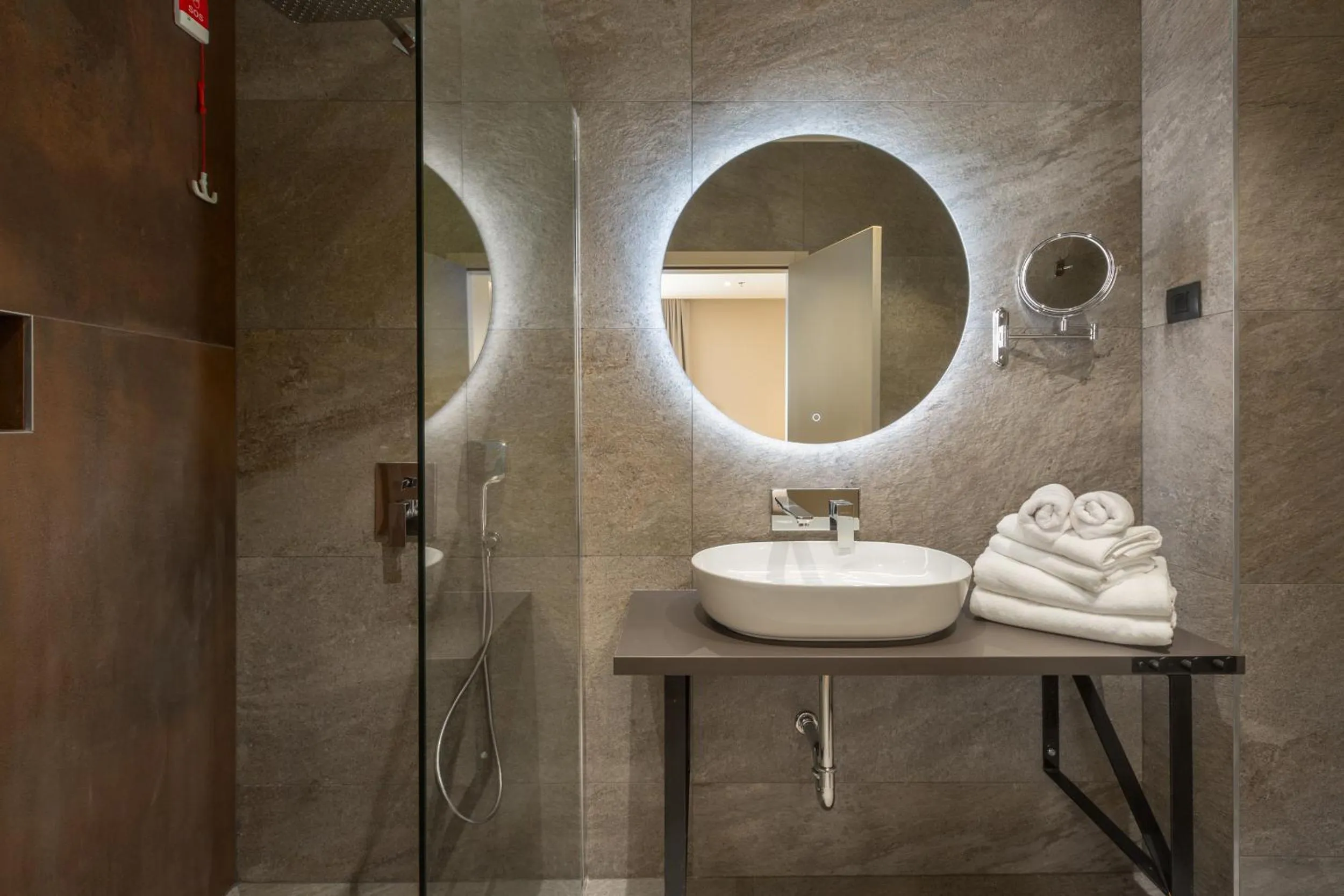 Shower in Hotel Squero