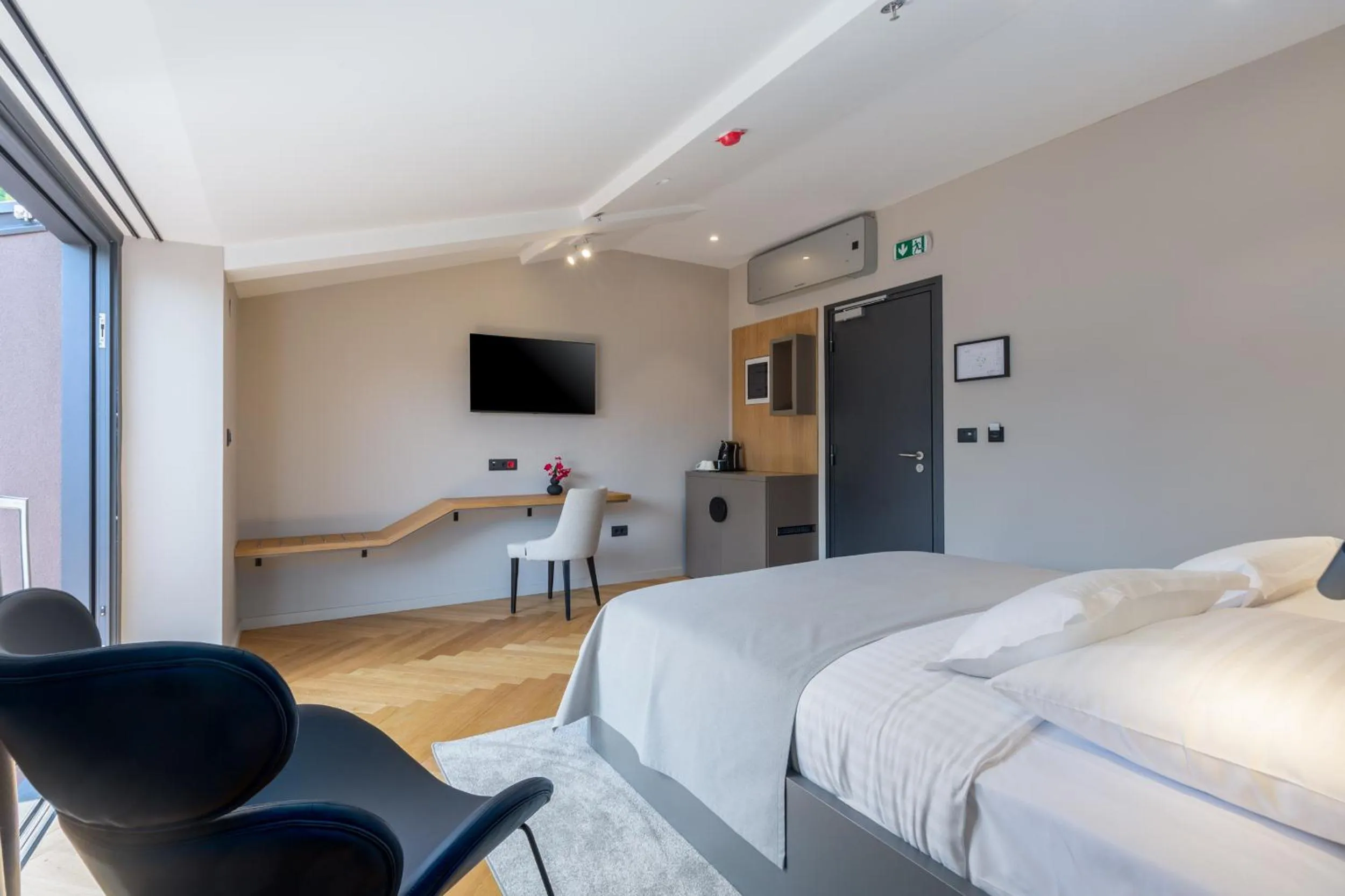 Double Room with Terrace - single occupancy in Hotel Squero