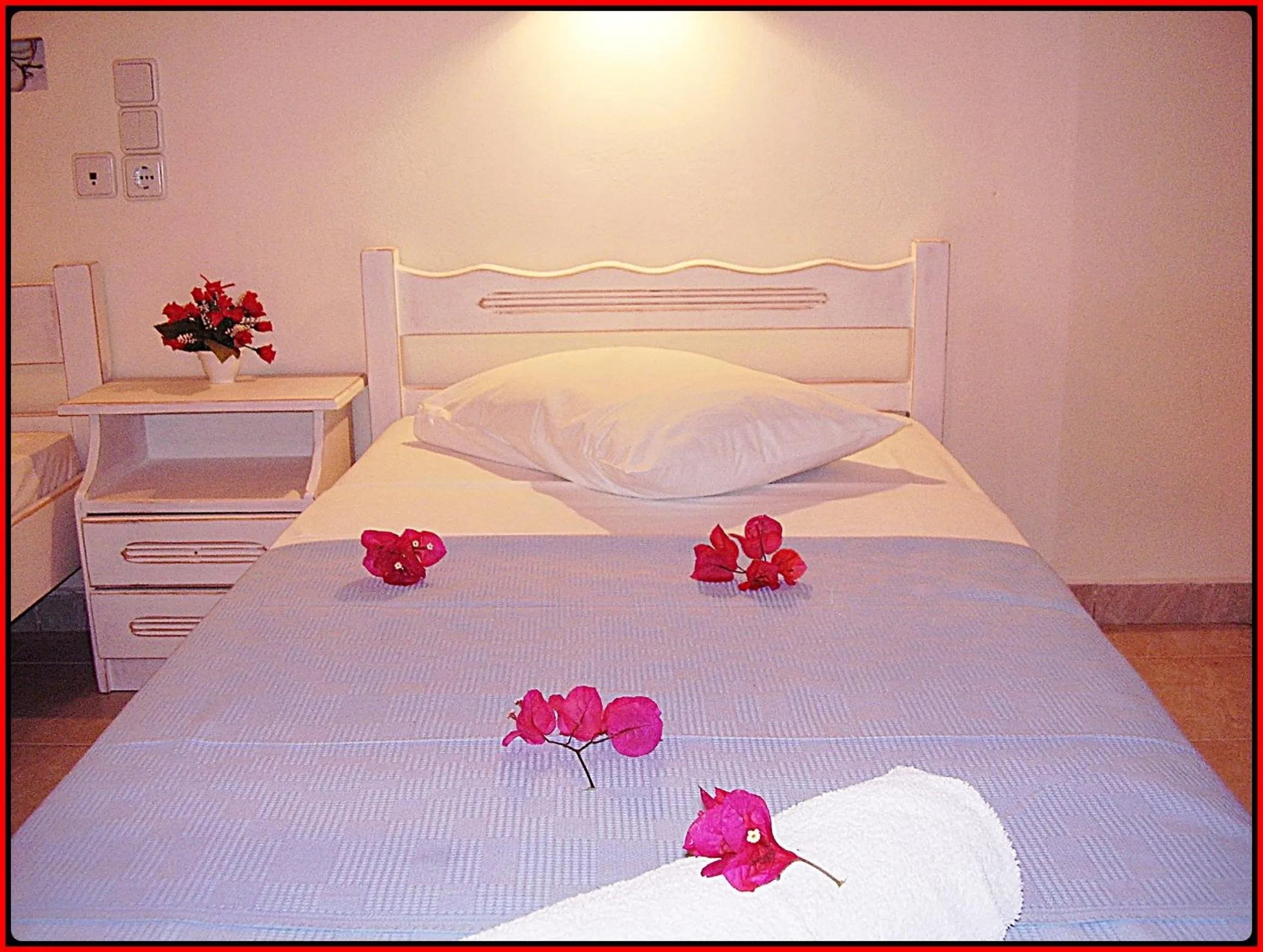 Studio (2 Adults) in Blue Lake Holiday Homes - Keri Summer Escape