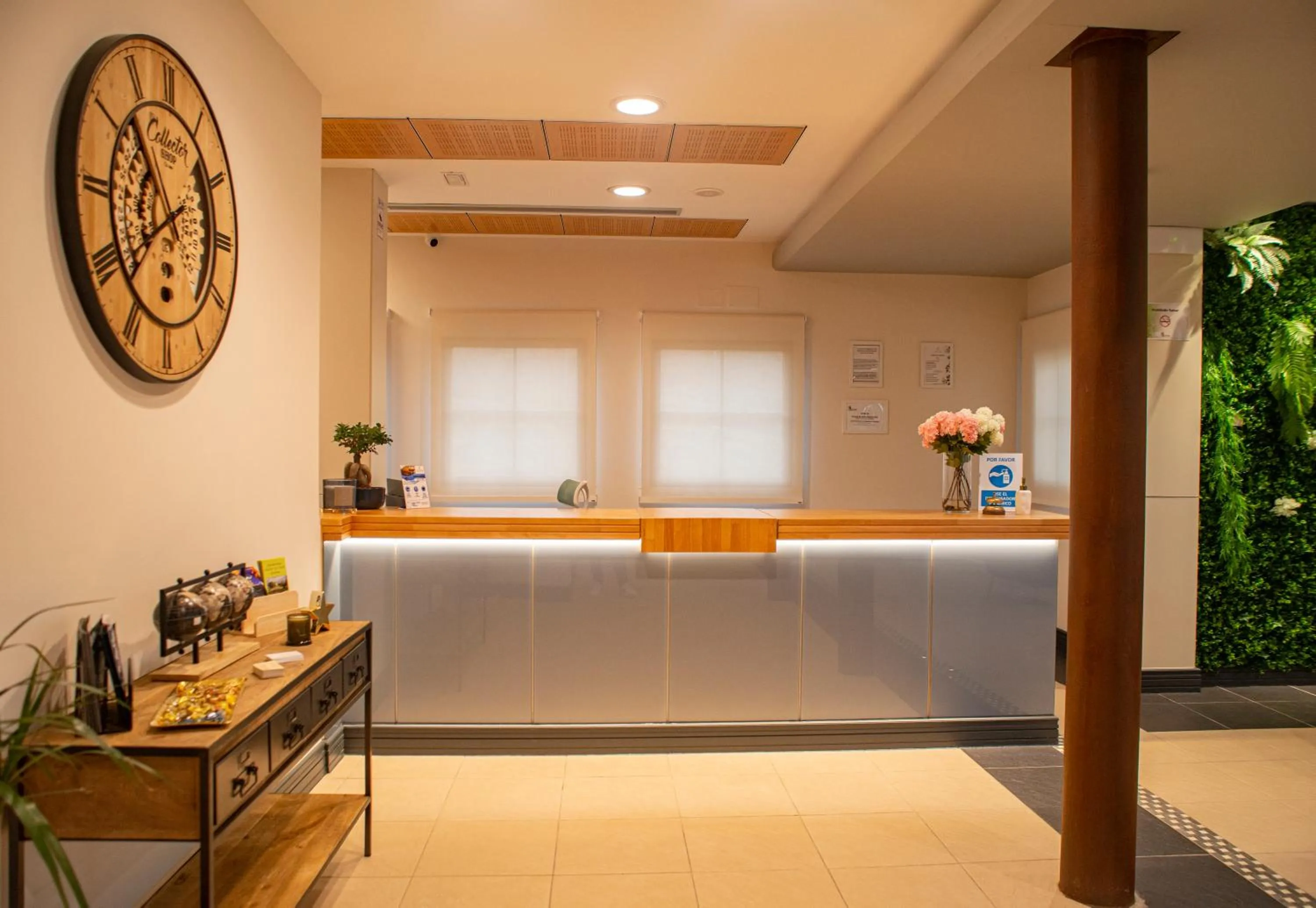 Lobby or reception in Hotel Camino Real