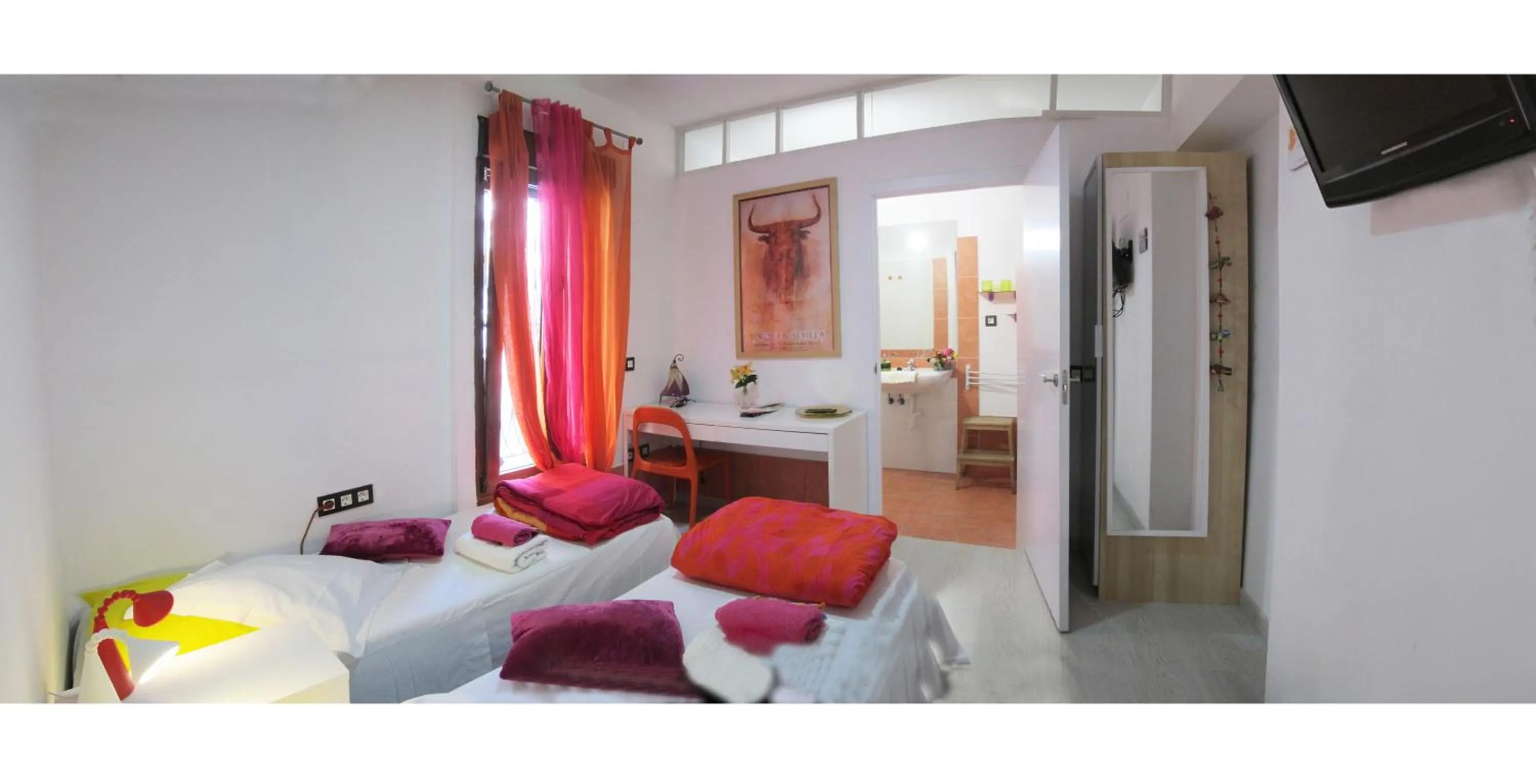 Photo of the whole room, Bed in B&B Casa Alfareria 59