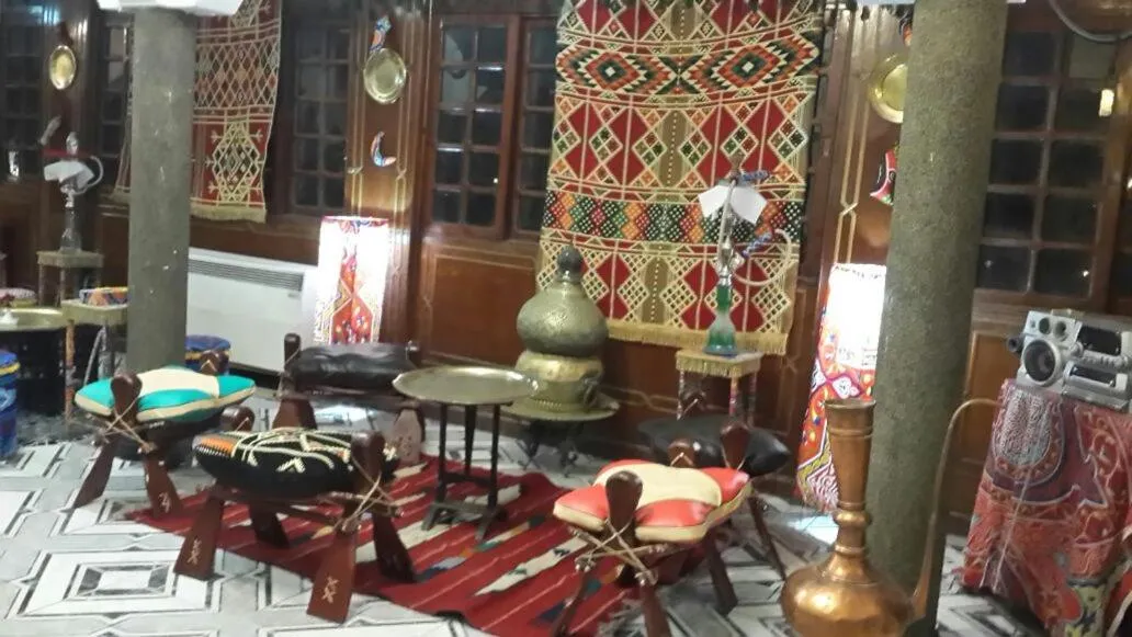 Dining area in Indiana Hotel