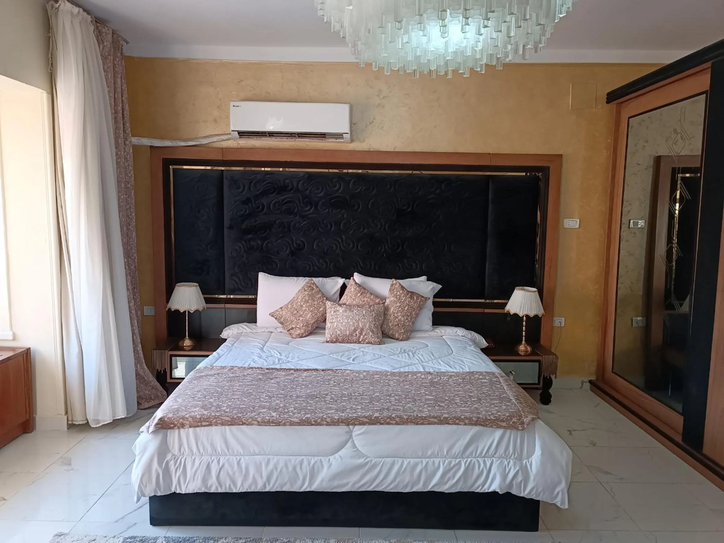 Bed in Indiana Hotel