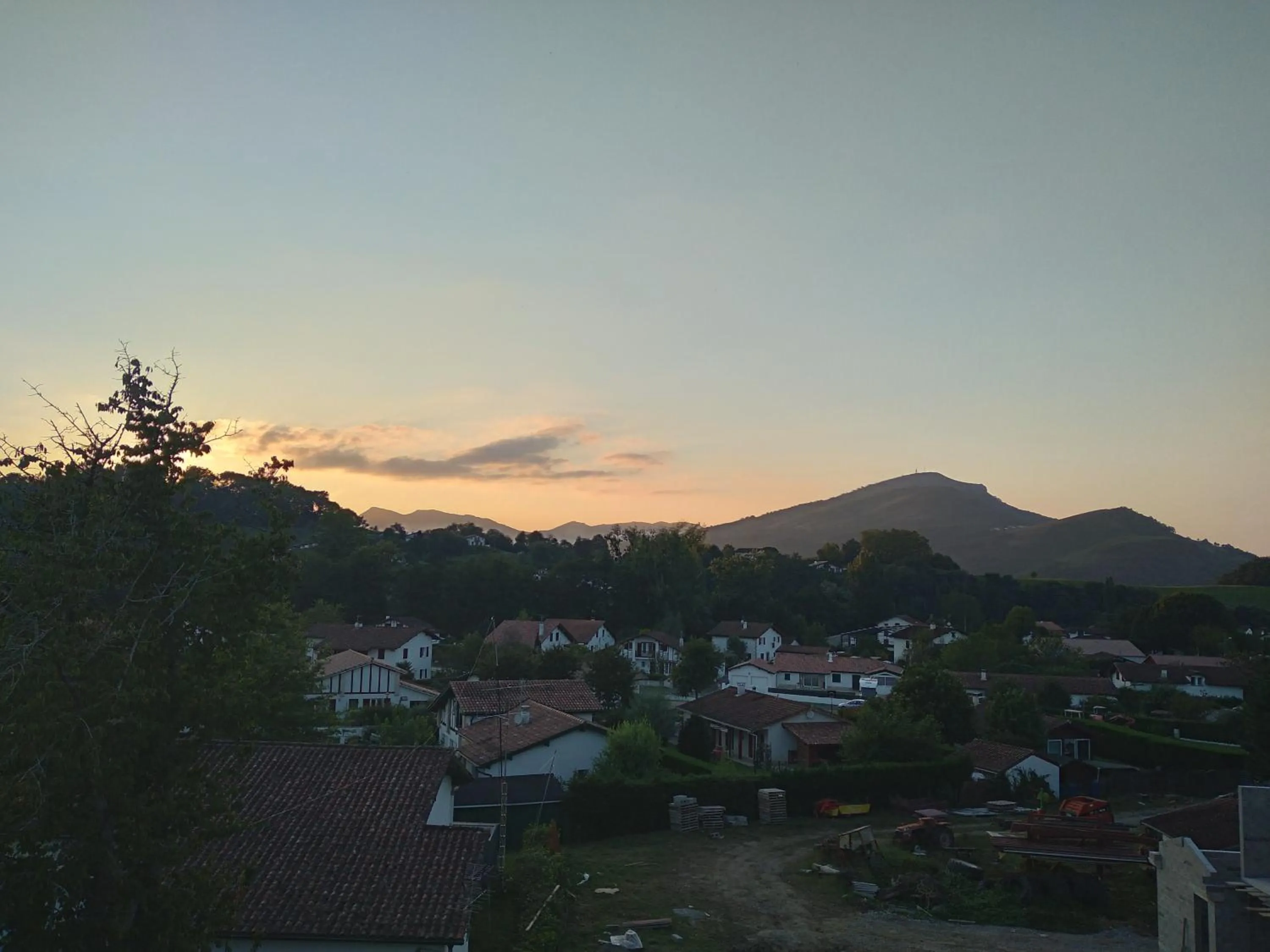 Neighbourhood in Hôtel Camou