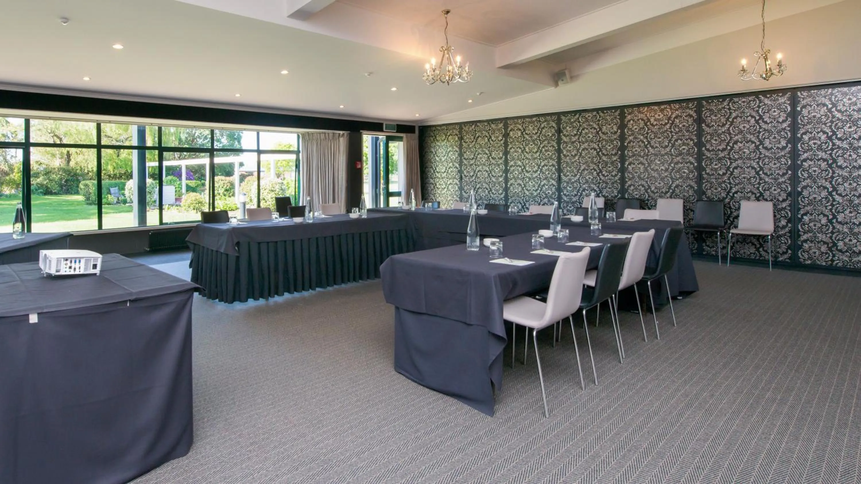 Meeting/conference room in Croydon Lodge