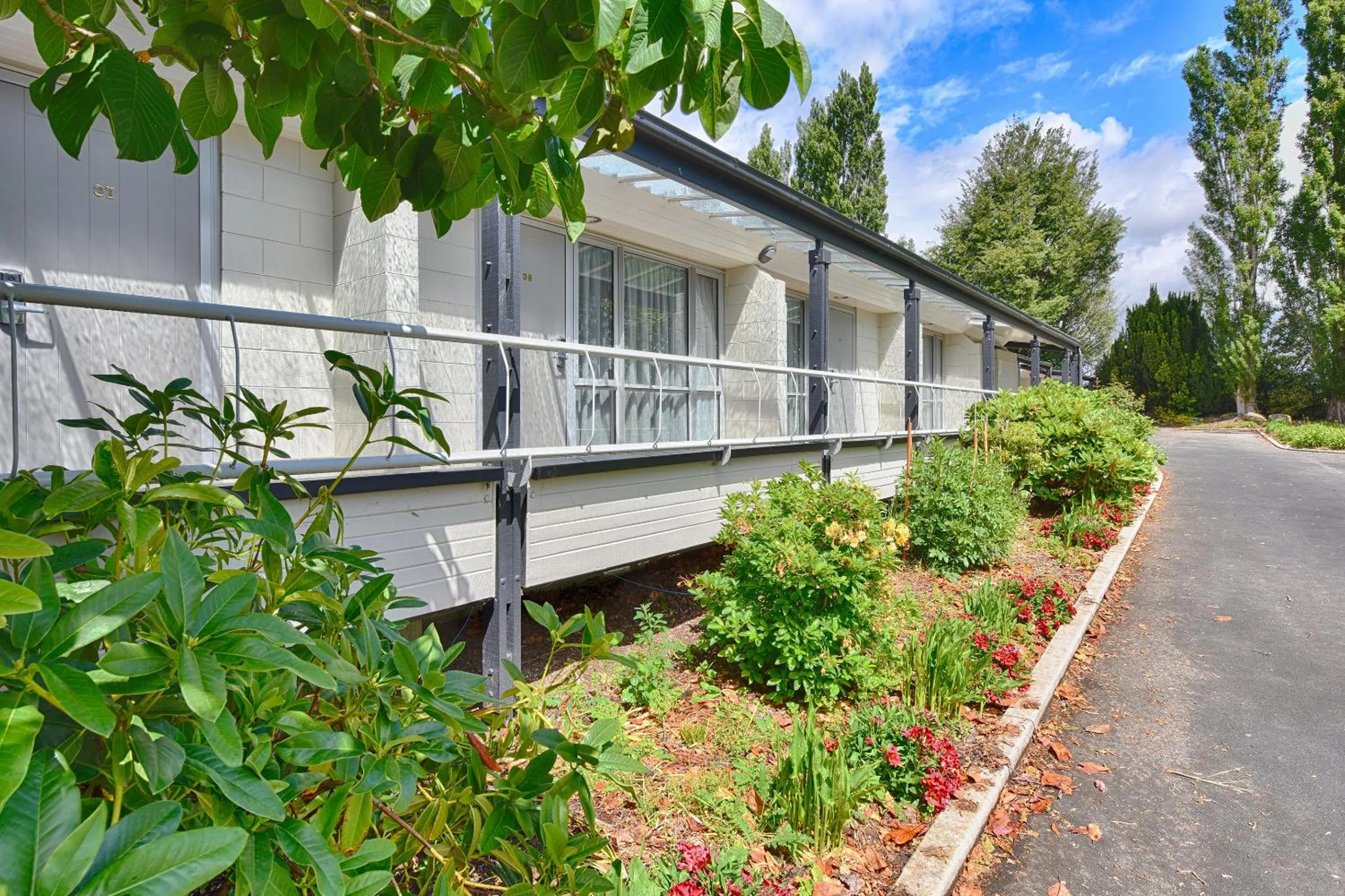 Property building in Croydon Lodge