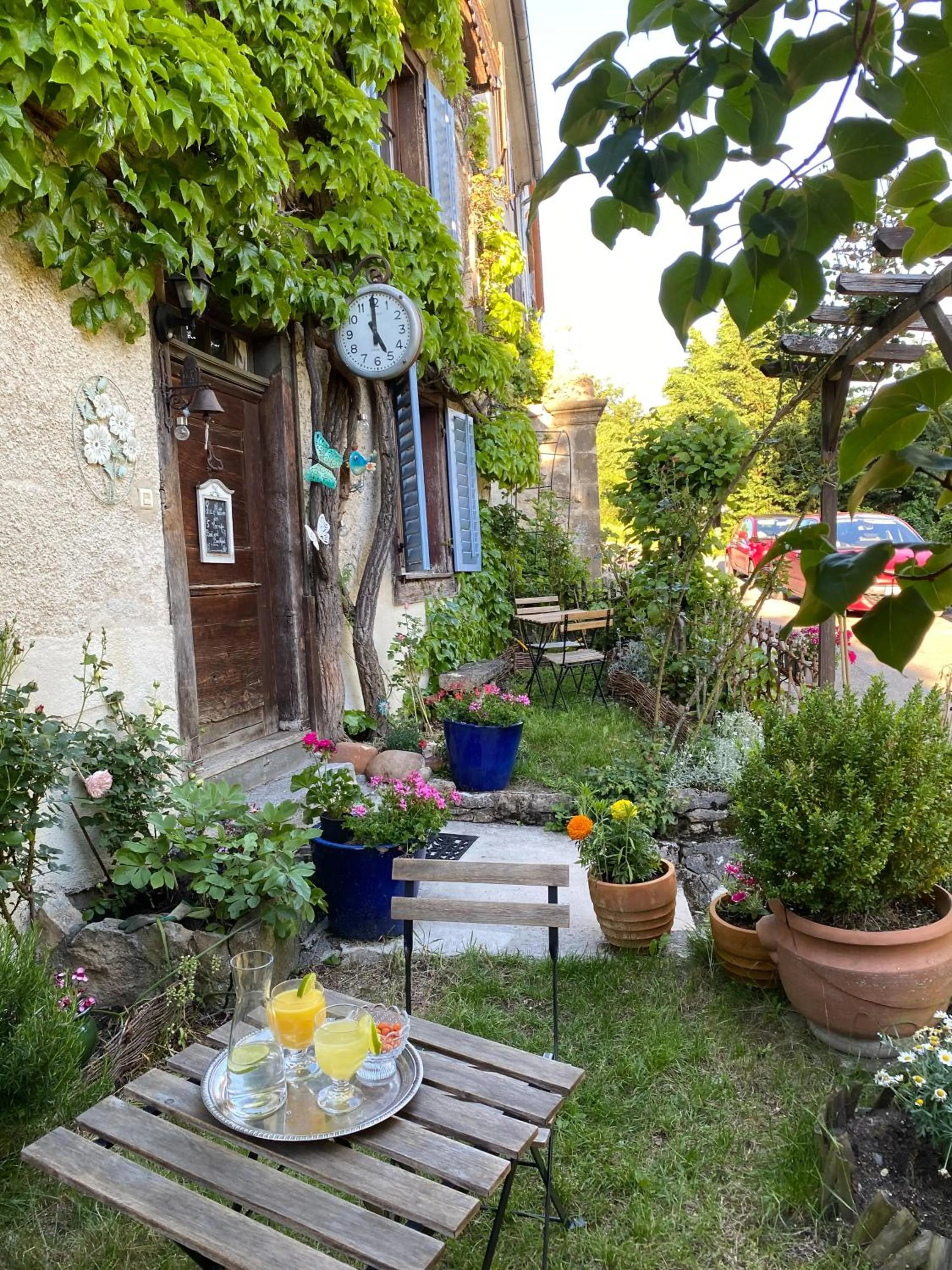 Food and drinks in B&B de charme La Maison des 5 Temps