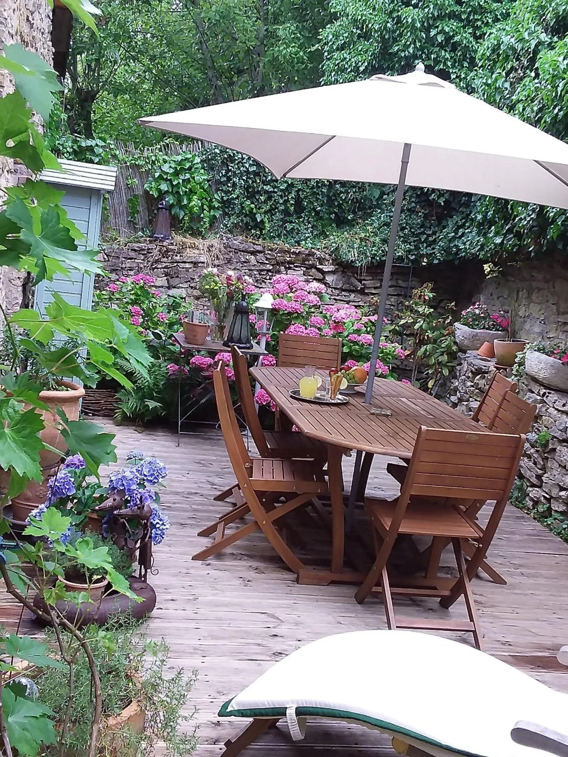 Garden in B&B de charme La Maison des 5 Temps