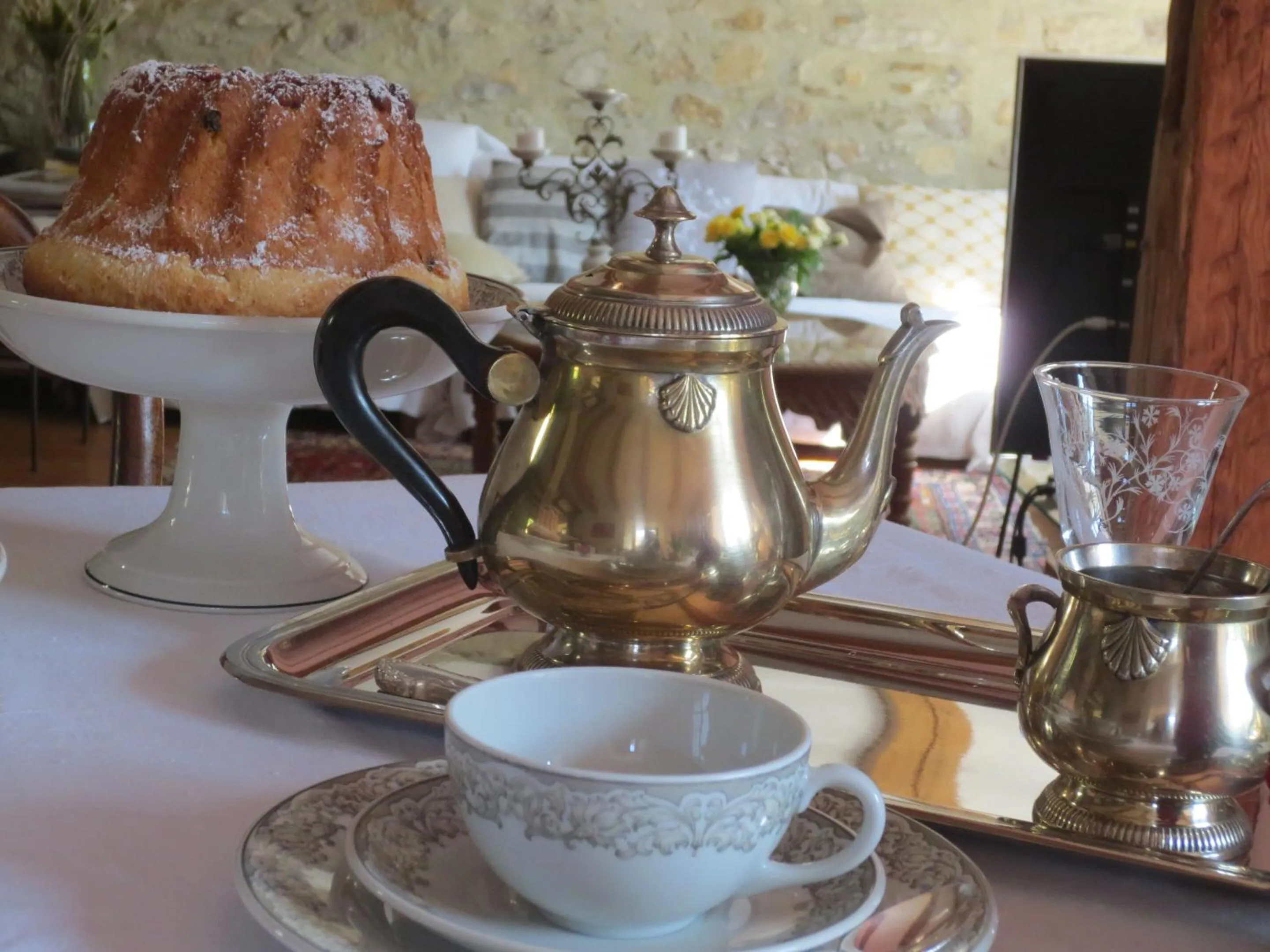 Food and drinks in B&B de charme La Maison des 5 Temps