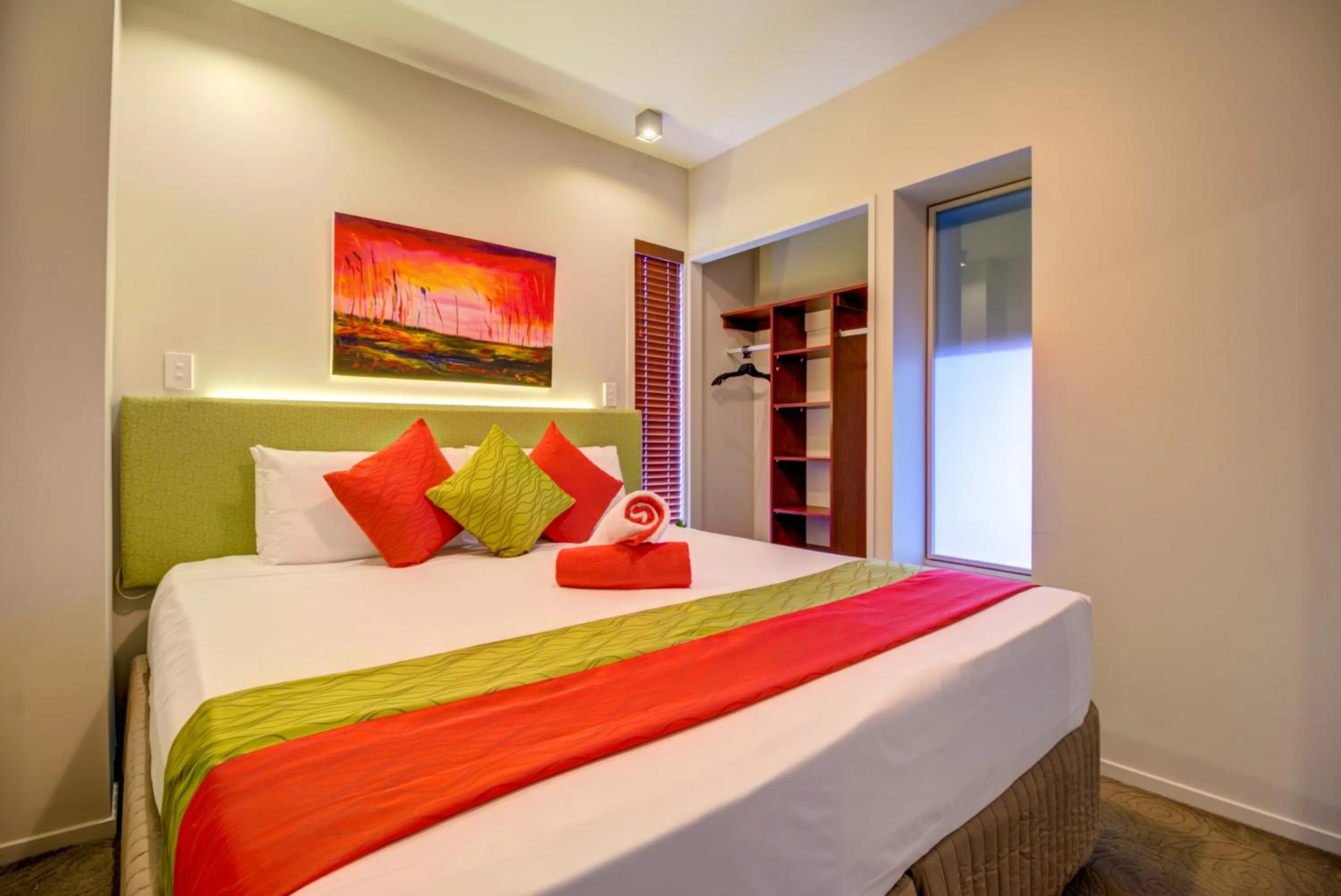 Bed in VR Auckland City