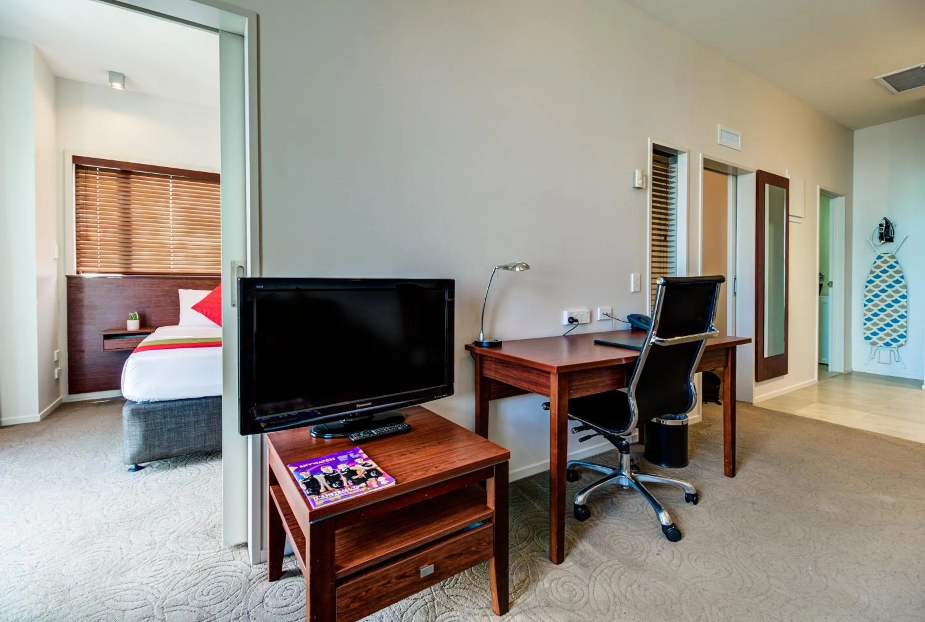 Communal lounge/ TV room in VR Auckland City