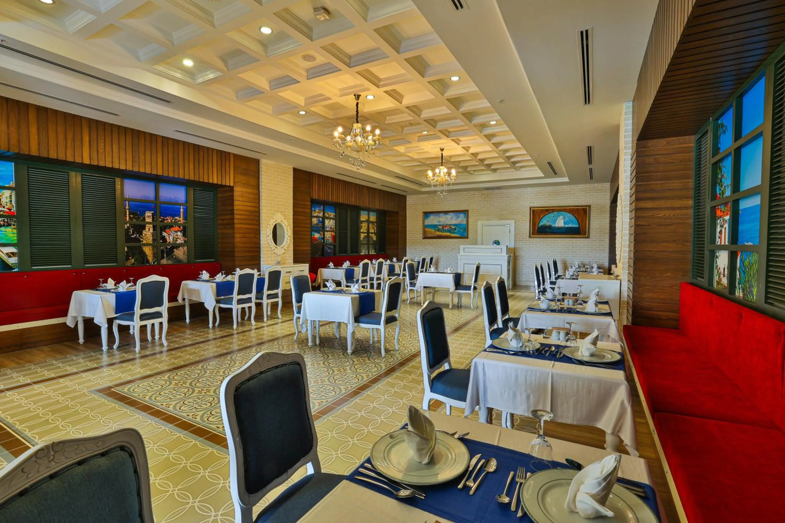 Restaurant/places to eat in Crystal Sunset Pearl Collection - Ultimate All Inclusive