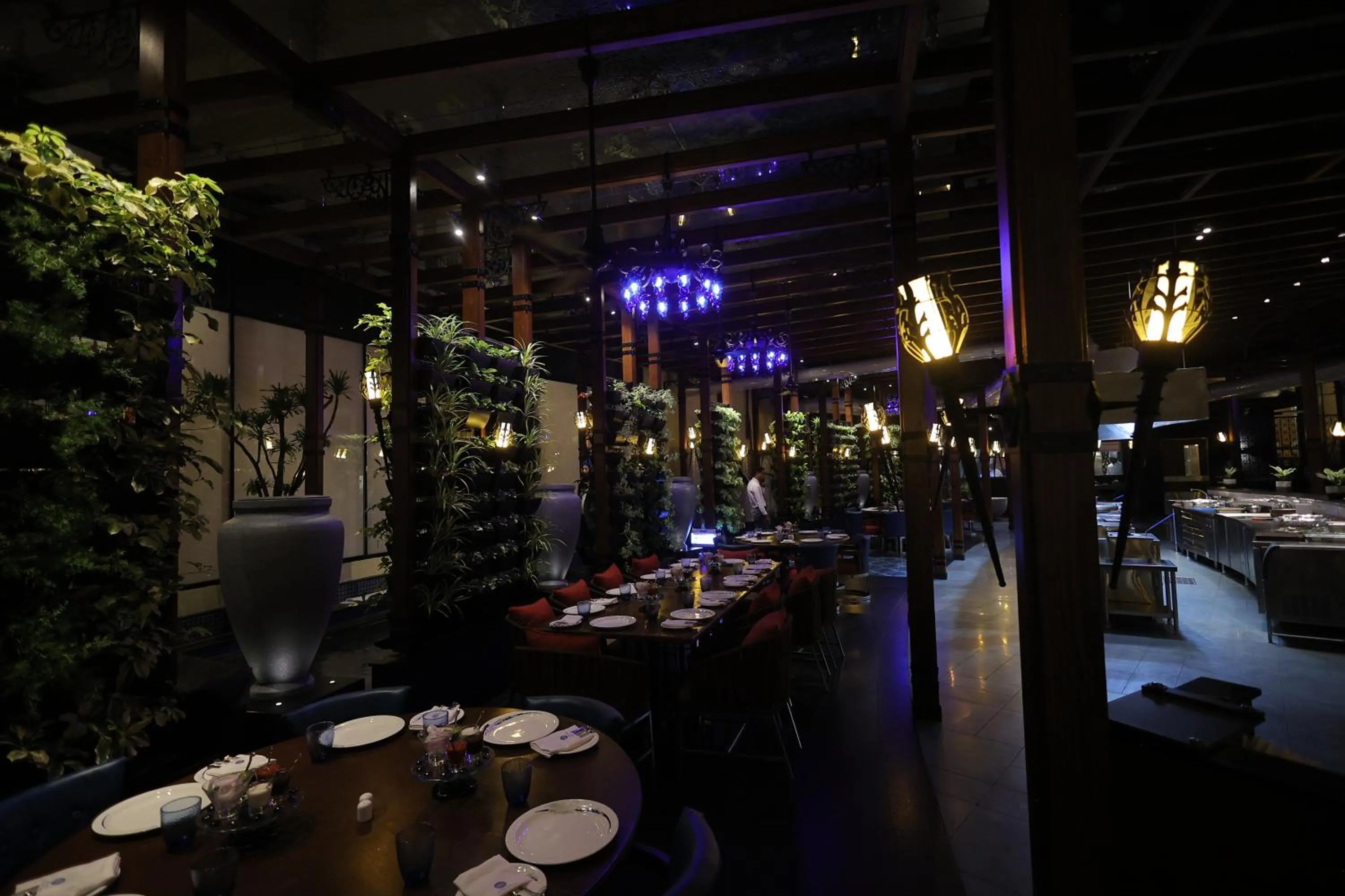 Restaurant/places to eat in Radisson Salem