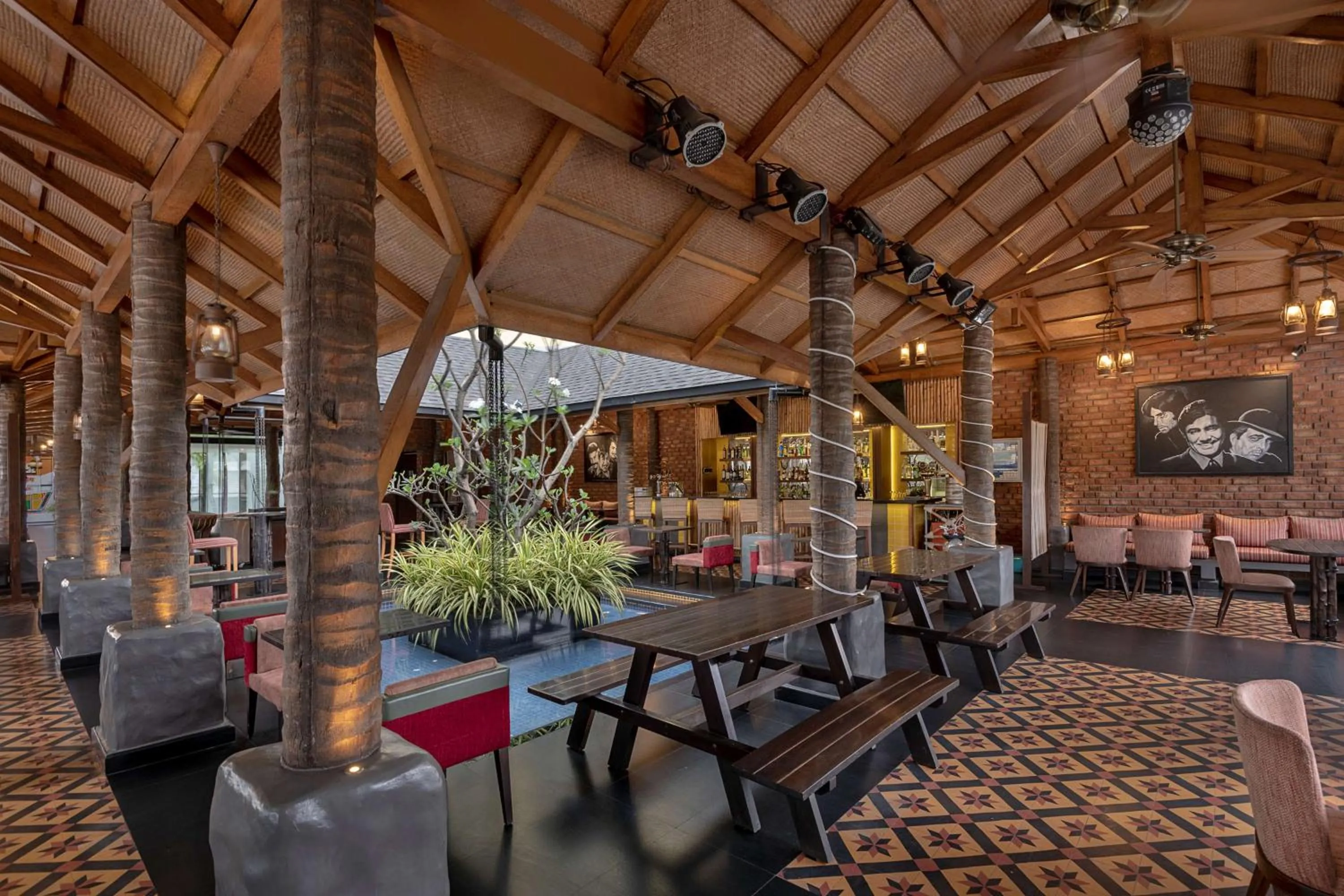 Restaurant/places to eat in Radisson Salem