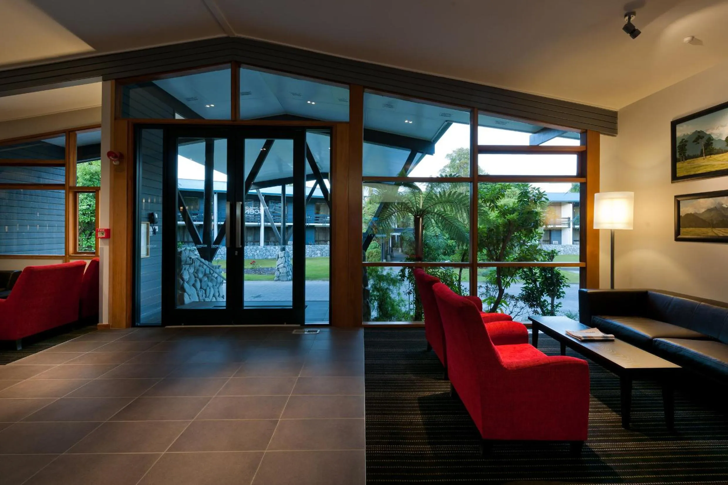 Lobby or reception in Scenic Hotel Franz Josef Glacier