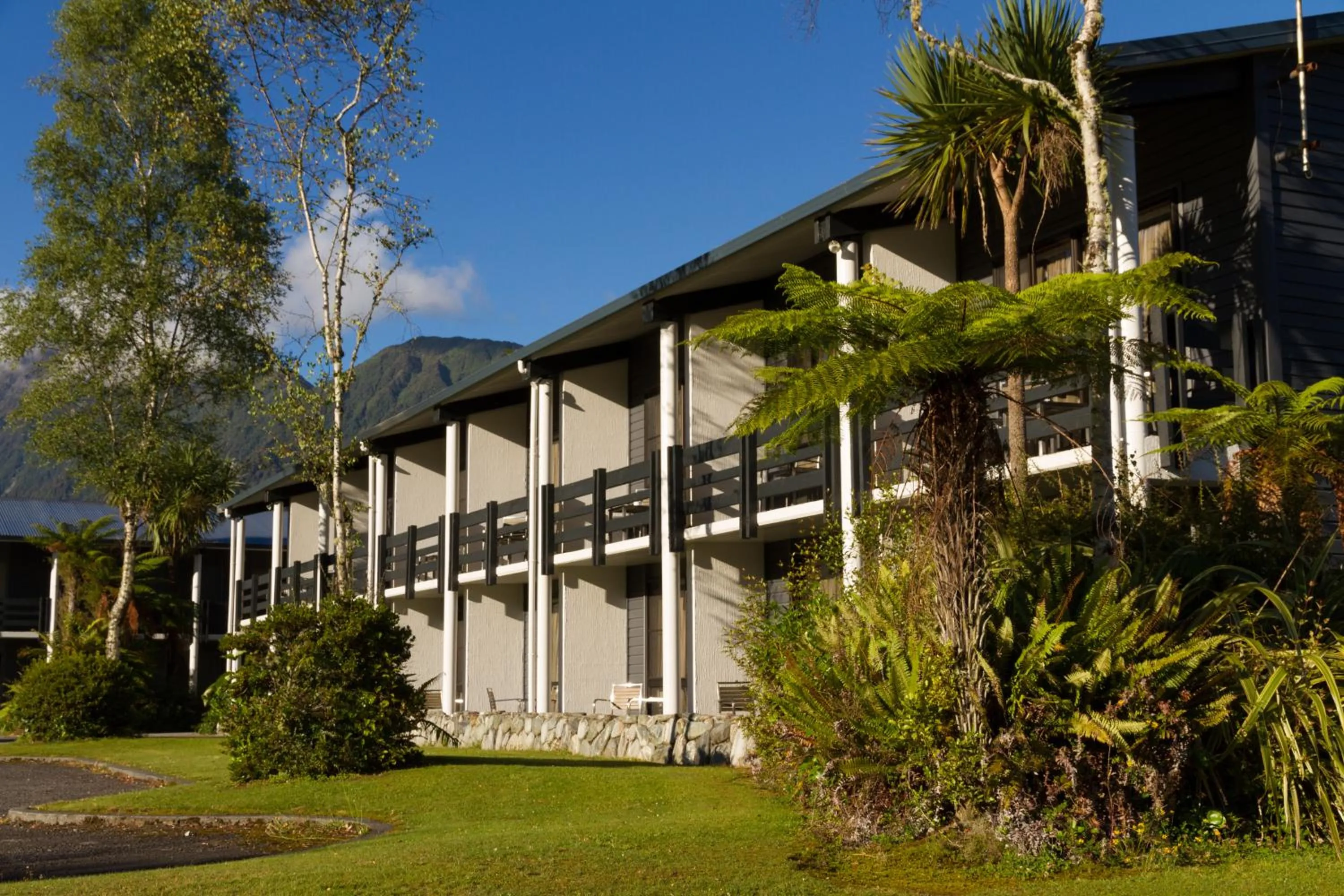 Facade/entrance in Scenic Hotel Franz Josef Glacier