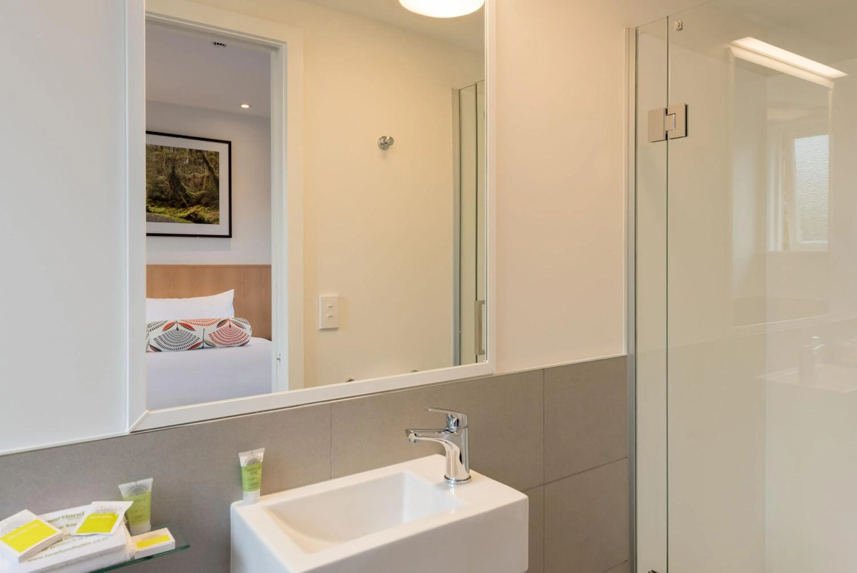 Bathroom in Heartland Hotel Glacier Country