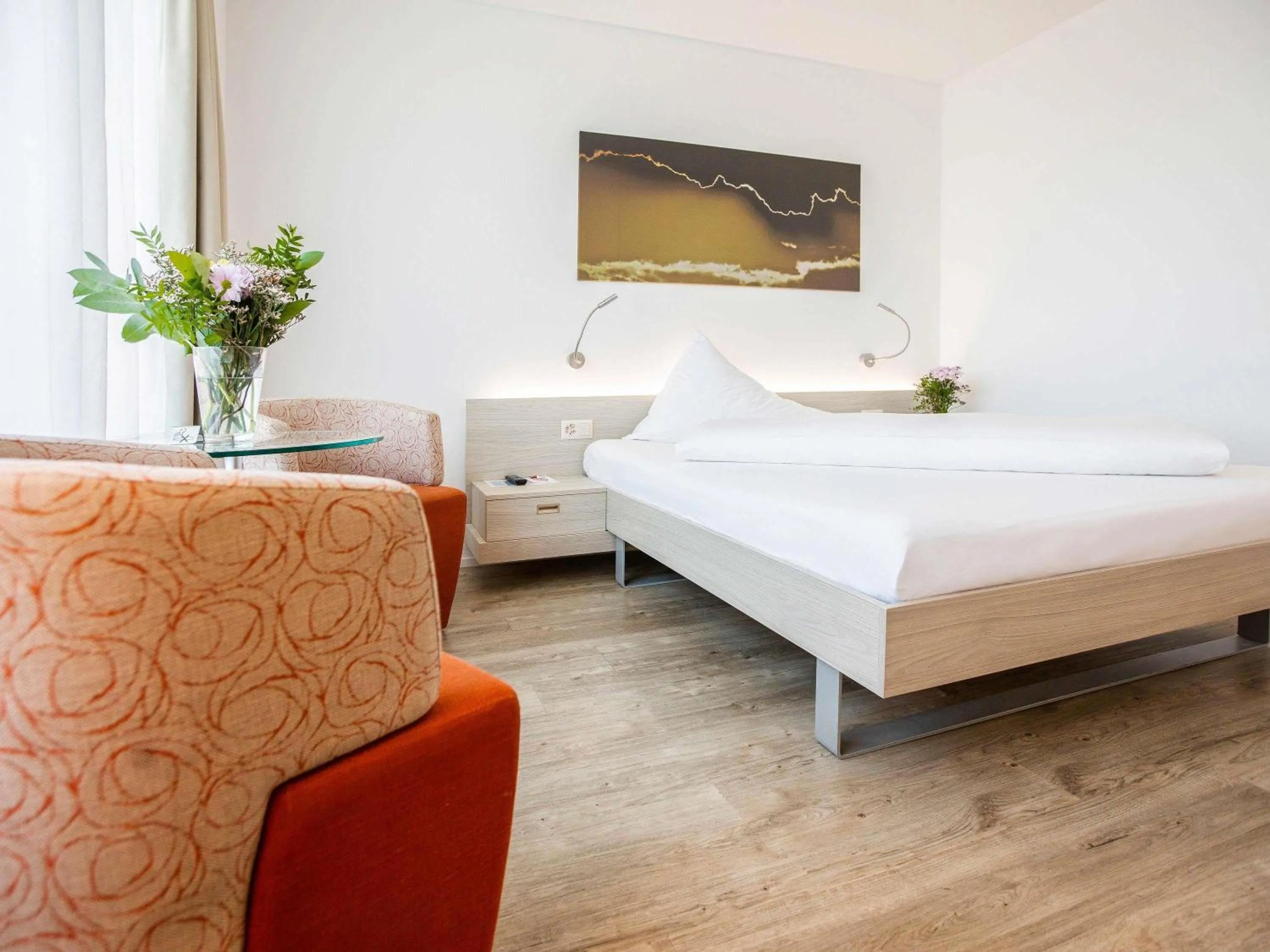 Bedroom, Bed in Mercure Chur City West