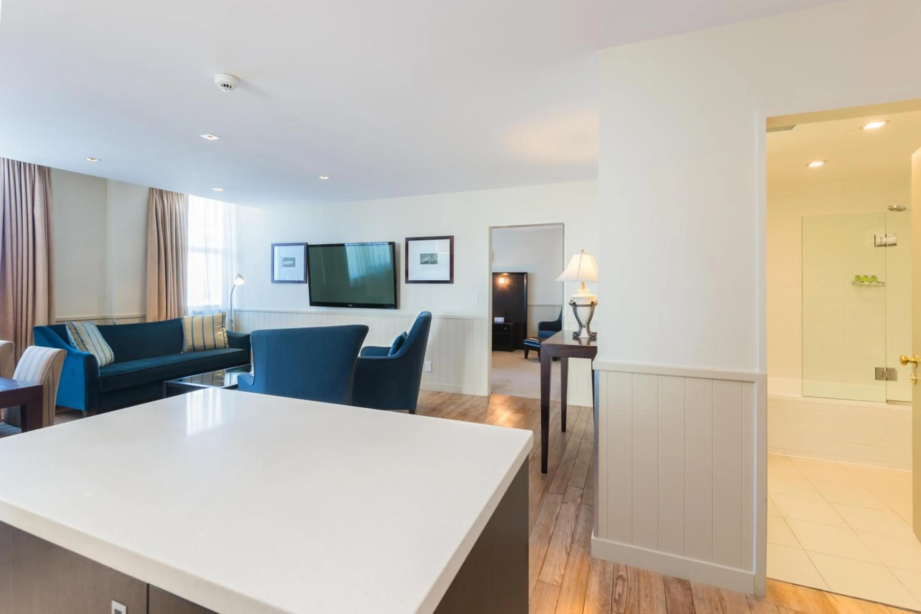 Kitchen or kitchenette in Scenic Hotel Southern Cross