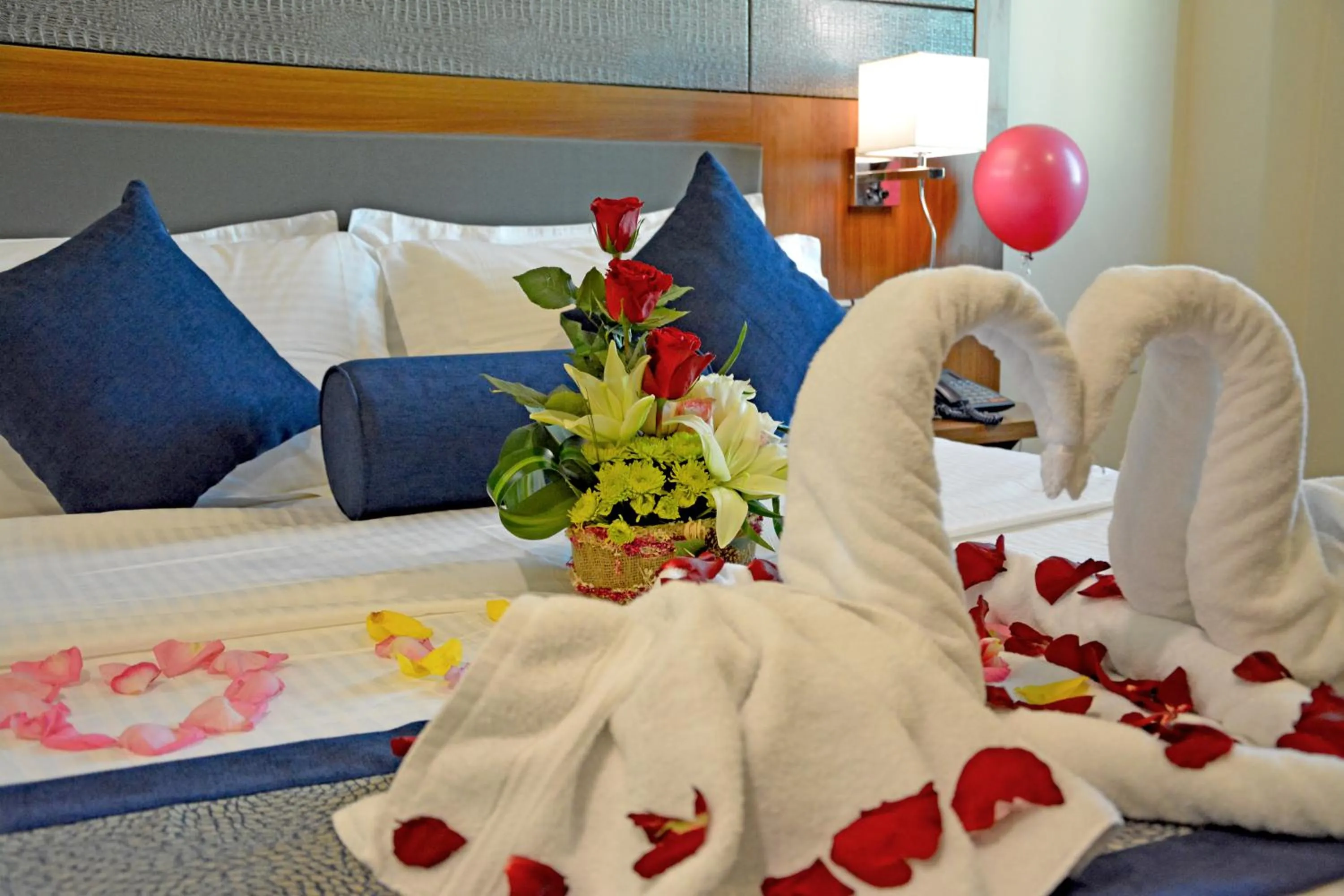 Bed in Grandeur East فخامة الشرق للشقق المخدومة